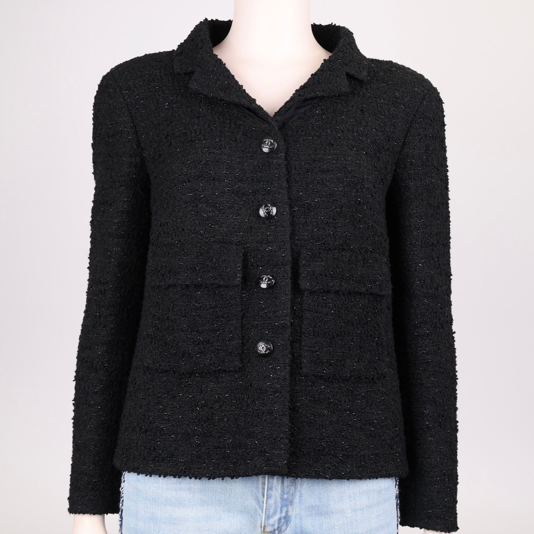 PRE OWNED- Chanel La petite veste noire short vest 38
