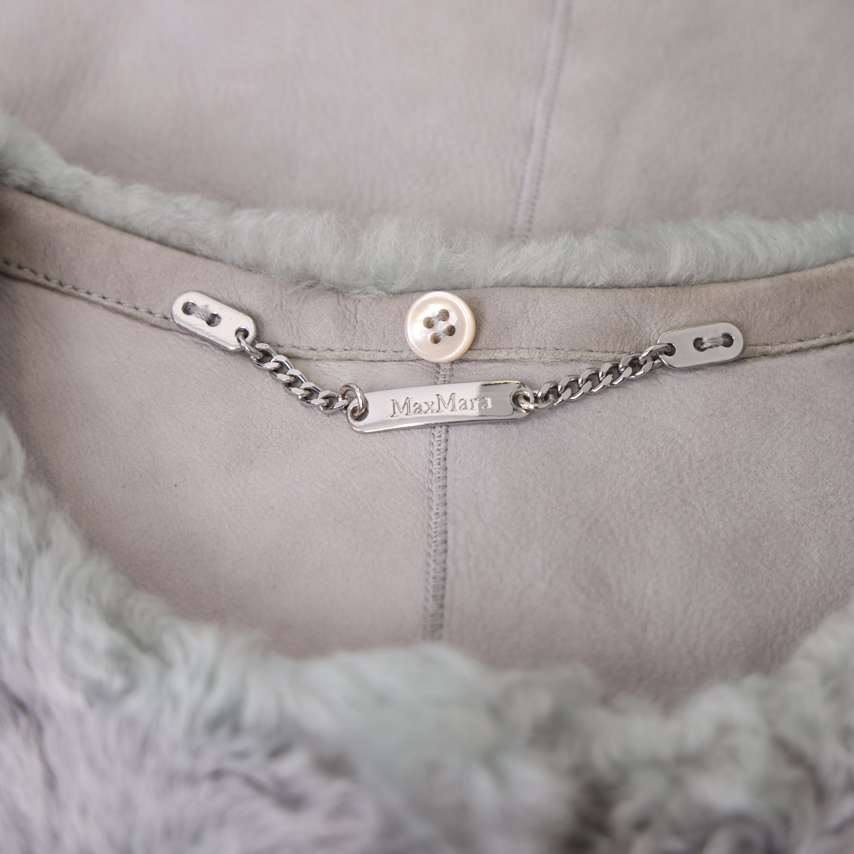 PRE OWNED- MaxMara fur coat size 42