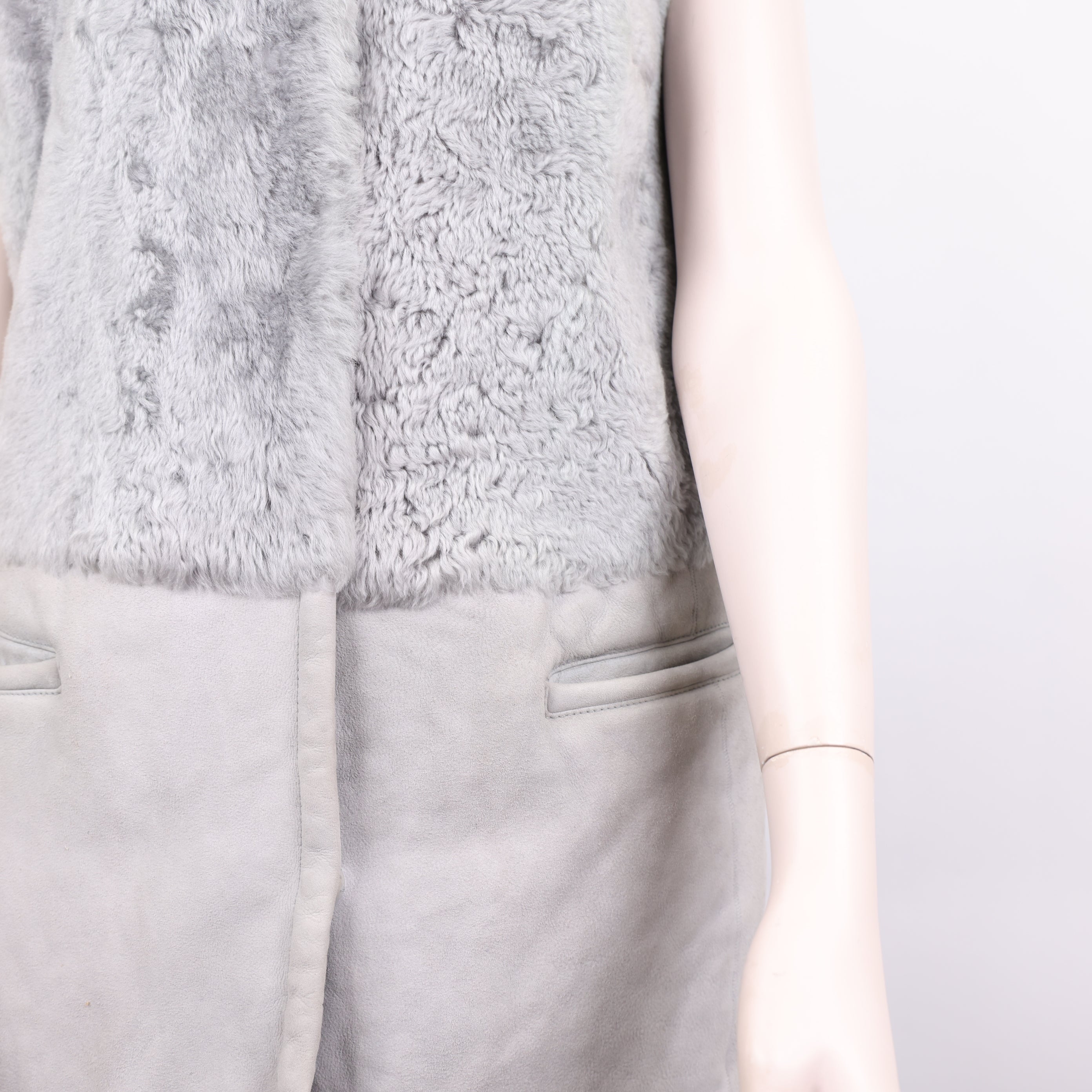 PRE OWNED- MaxMara fur coat size 42