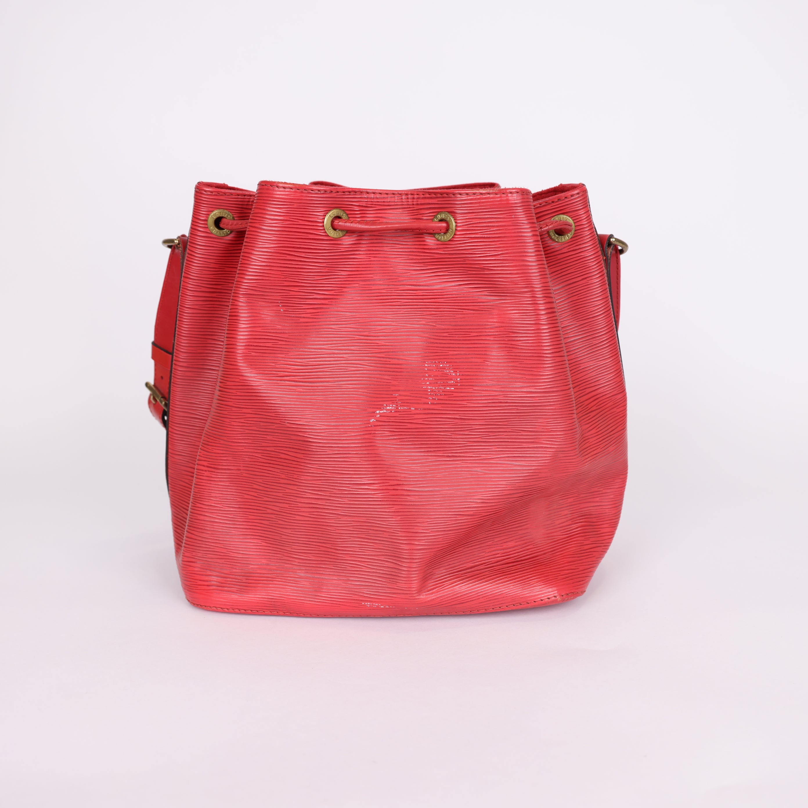 PRE OWNED- Louis Vuitton LV red bucket bag J572B51123