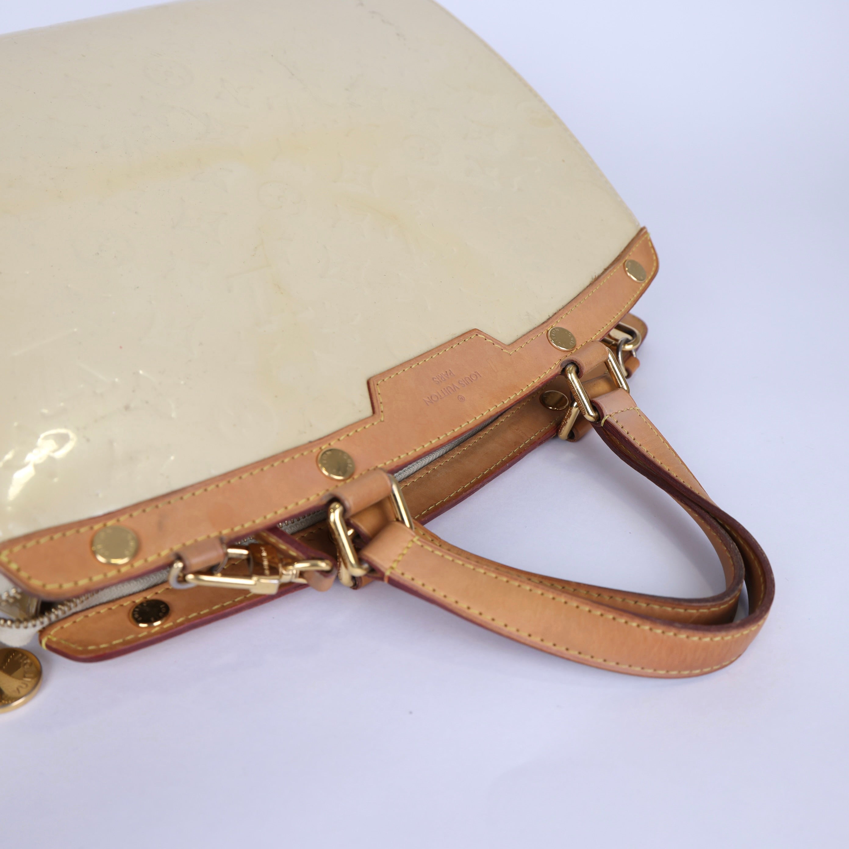 PRE OWNED- Louis Vuitton lv monogram embossed crossbody bag J571B27813