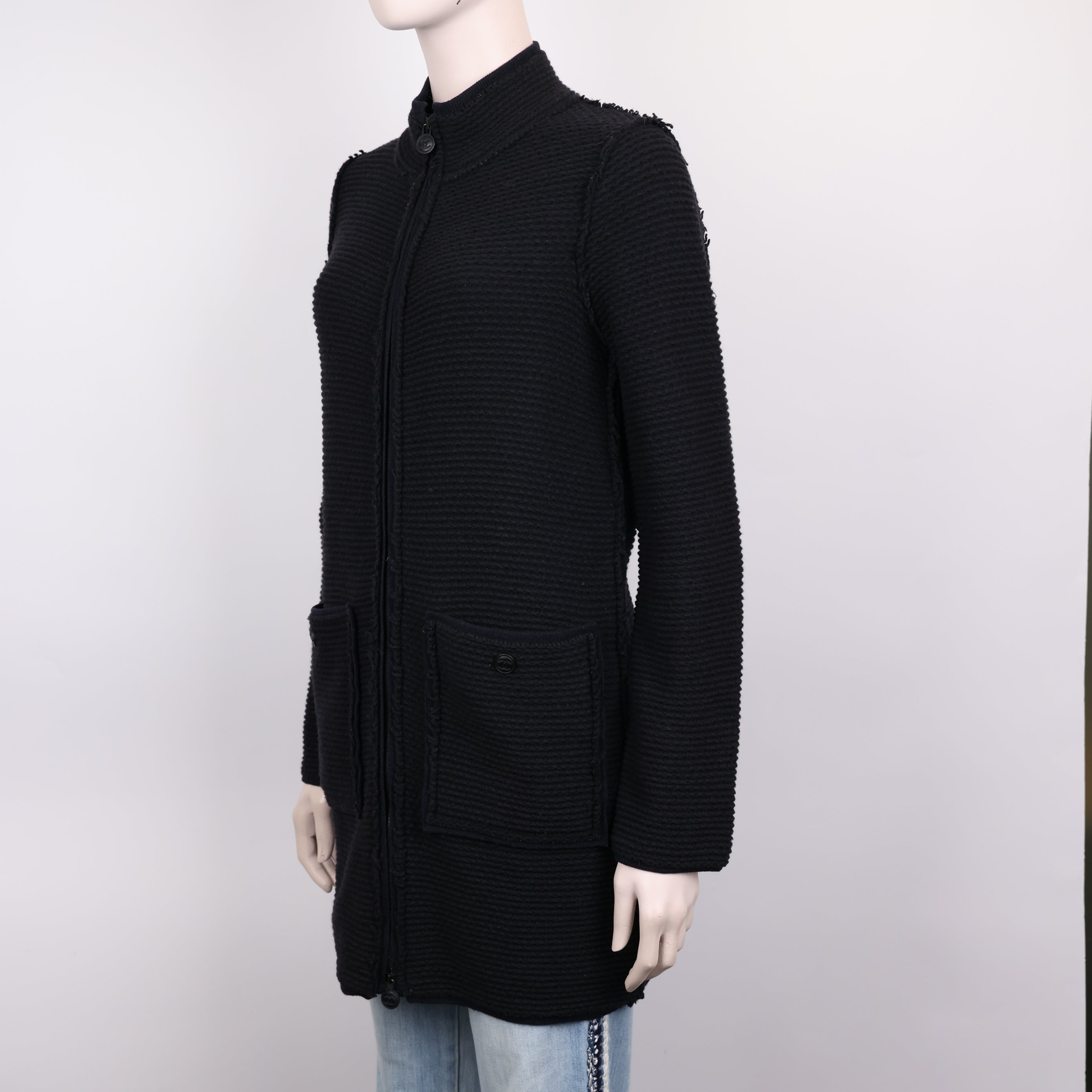 PRE OWNED- CHANEL Chanel embossed striped zipper jacket size 36 J0584C89442