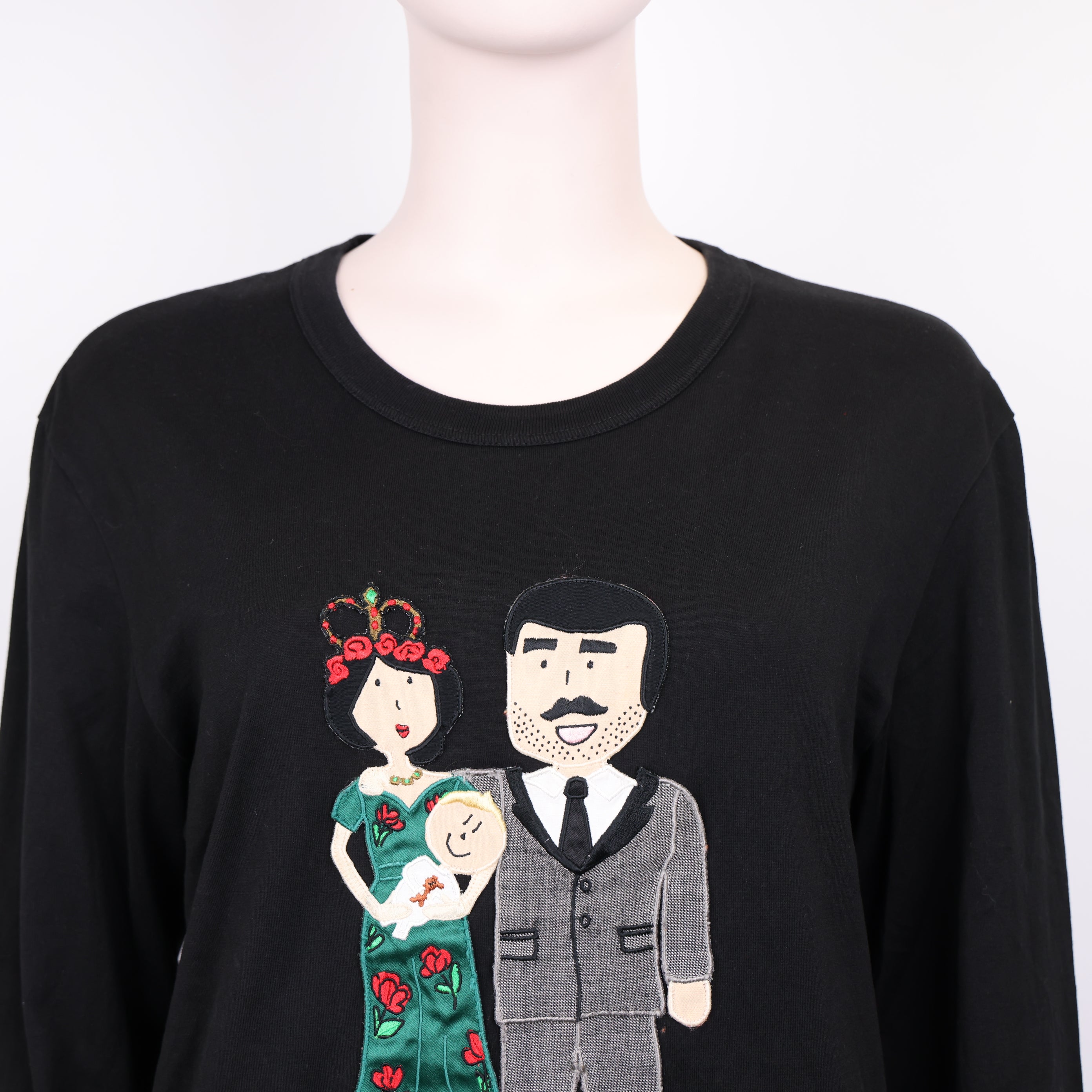 PRE OWNED- Dolce & Gabbana Cartoon Family of Three Embroidered Sweatshirt Size 46 J0619C84123