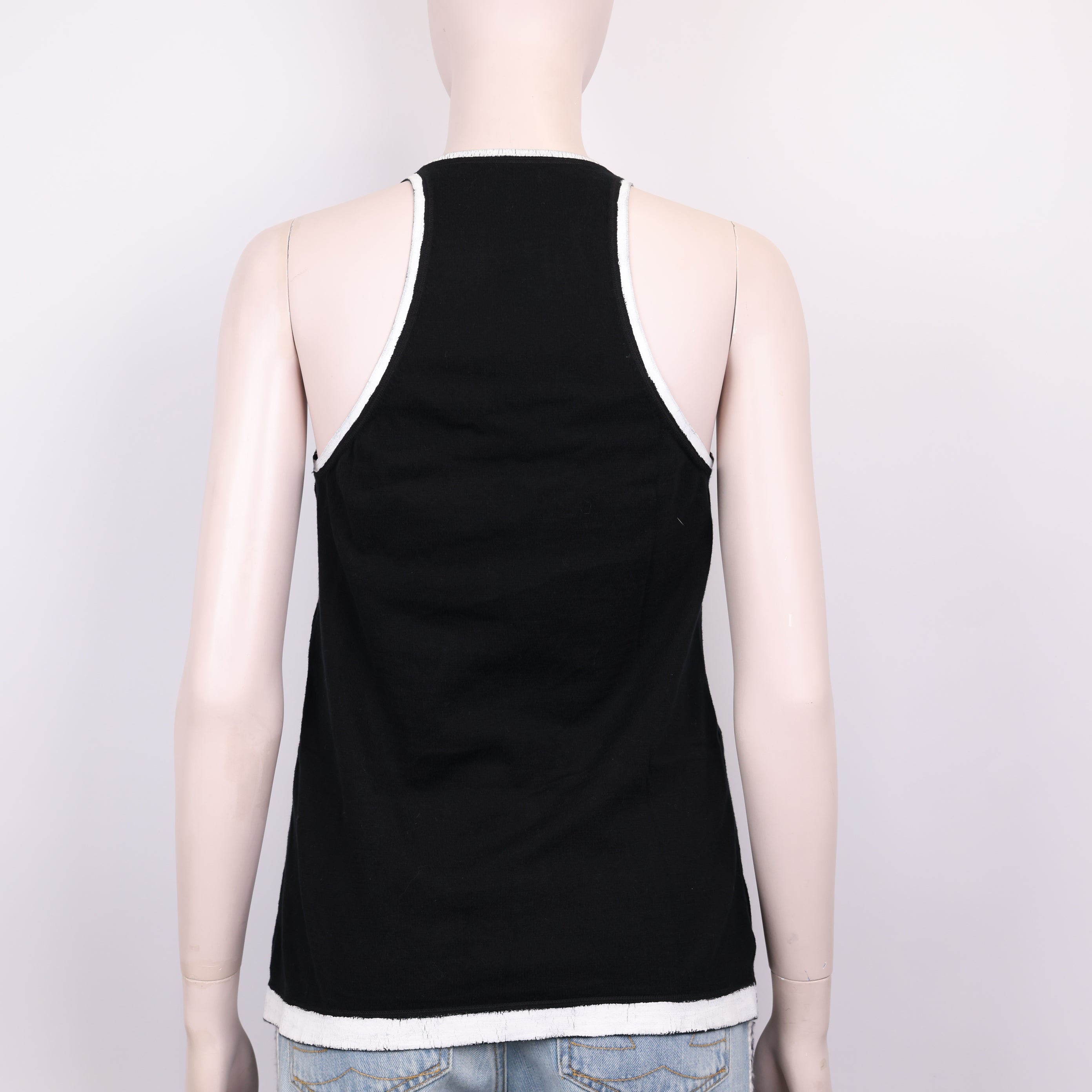 PRE OWNED- CHANEL Chanel black pattern printed vest size 38 J0616C34249