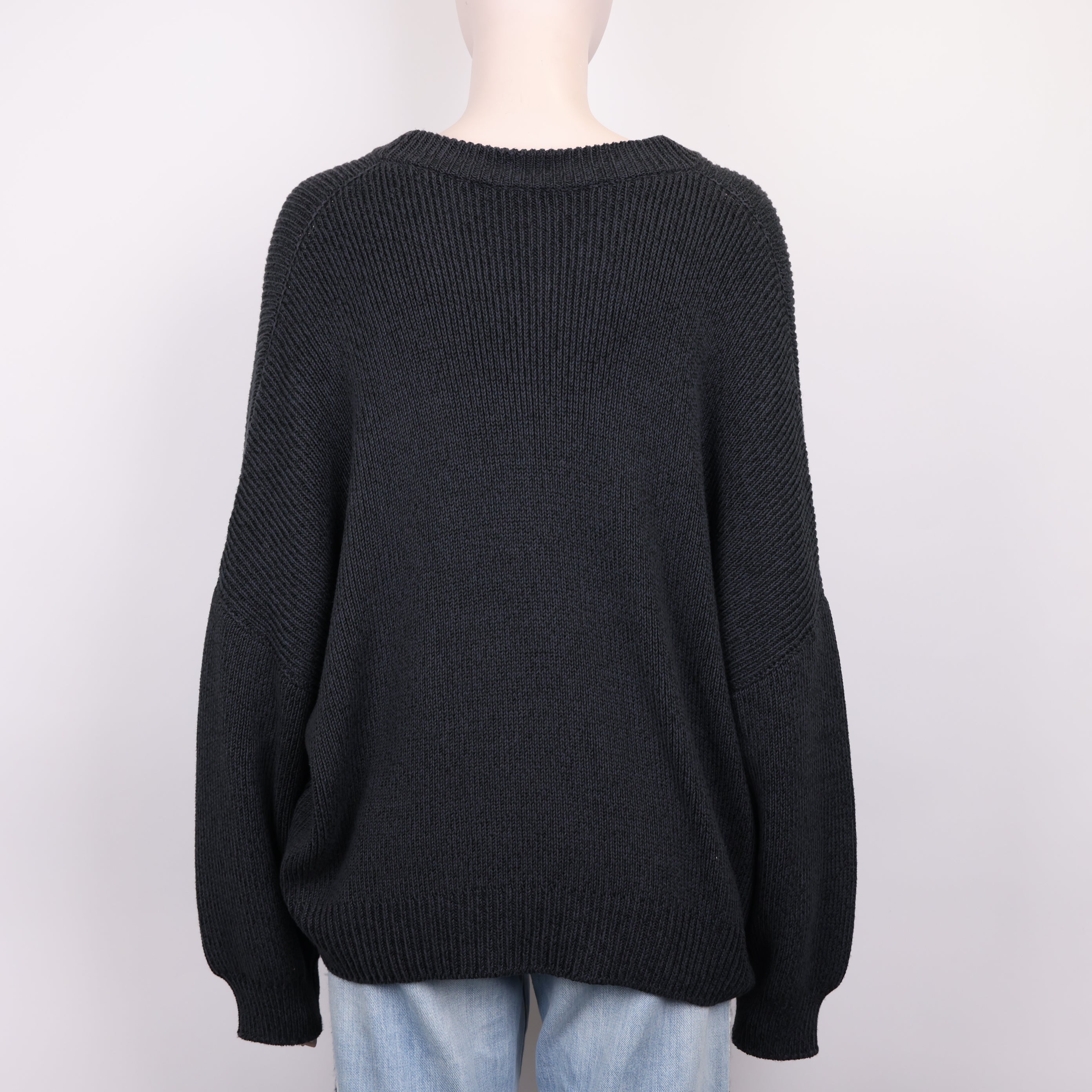 PRE OWNED- Louis Vuitton lv black small logo sweater size M J0578C85551