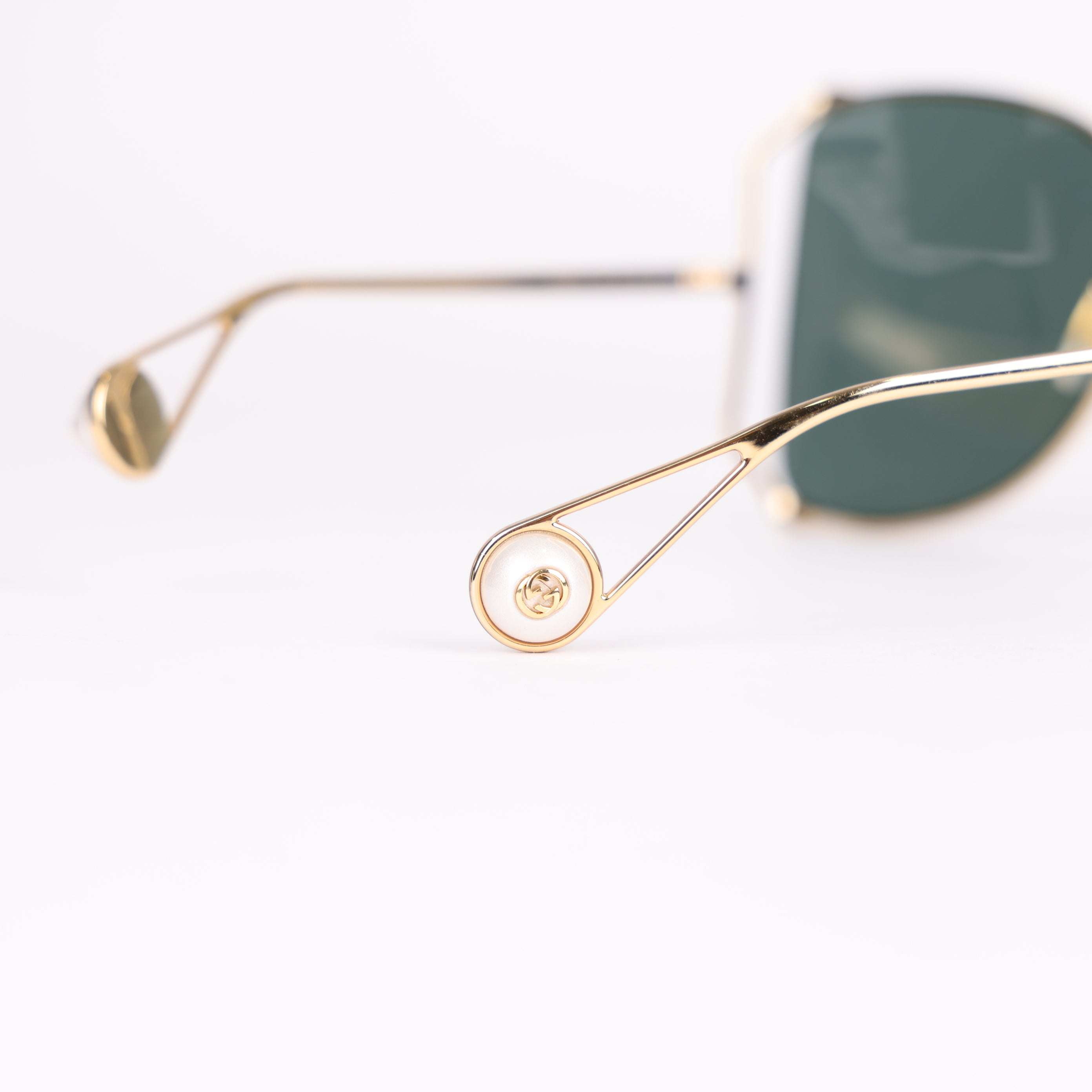 GUCCI Goldtone Metal Oversized Lens Cruise Snake Sunglasses - Pre Owned