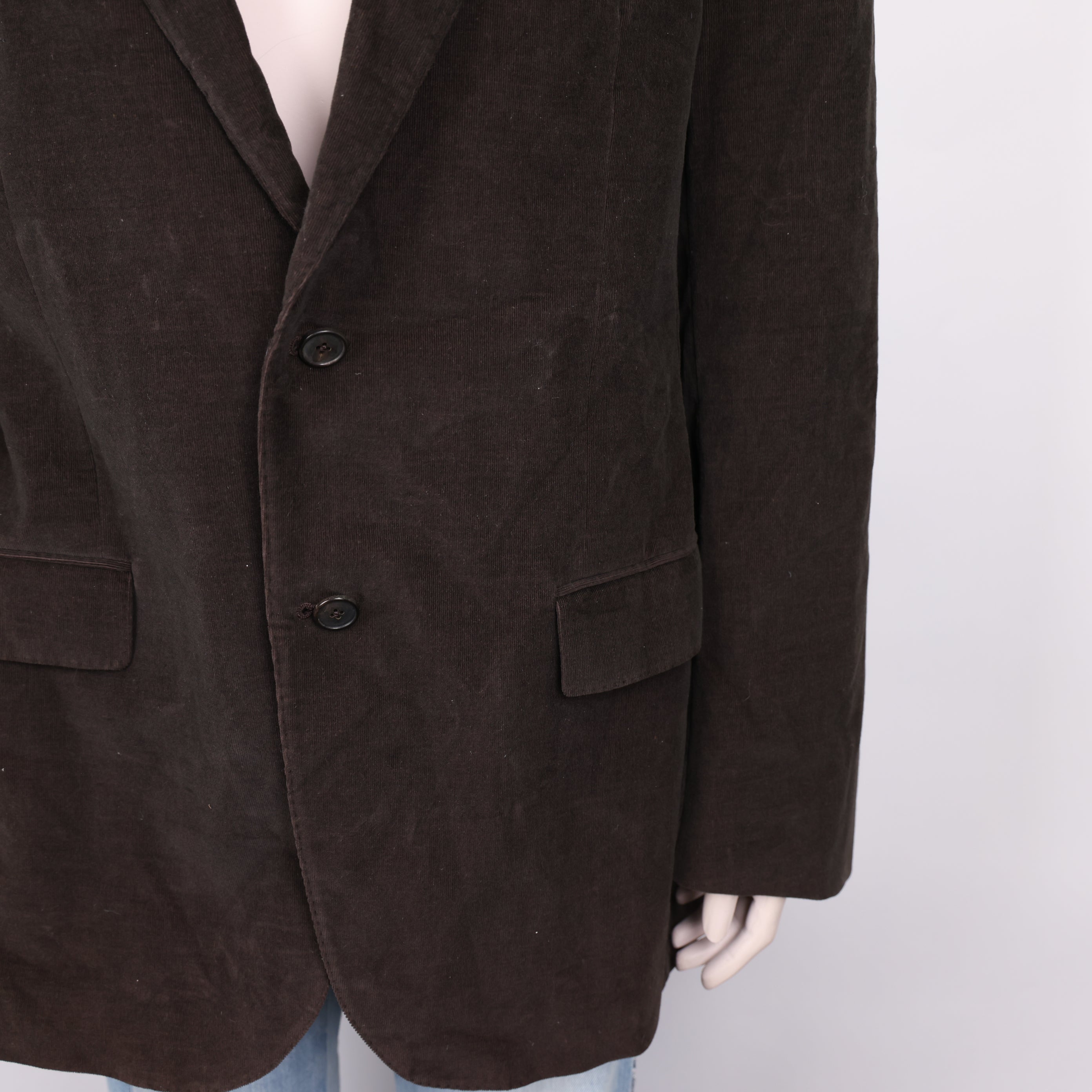 PRE OWNED- Zegna Black Suit Size 52 J0595C29901