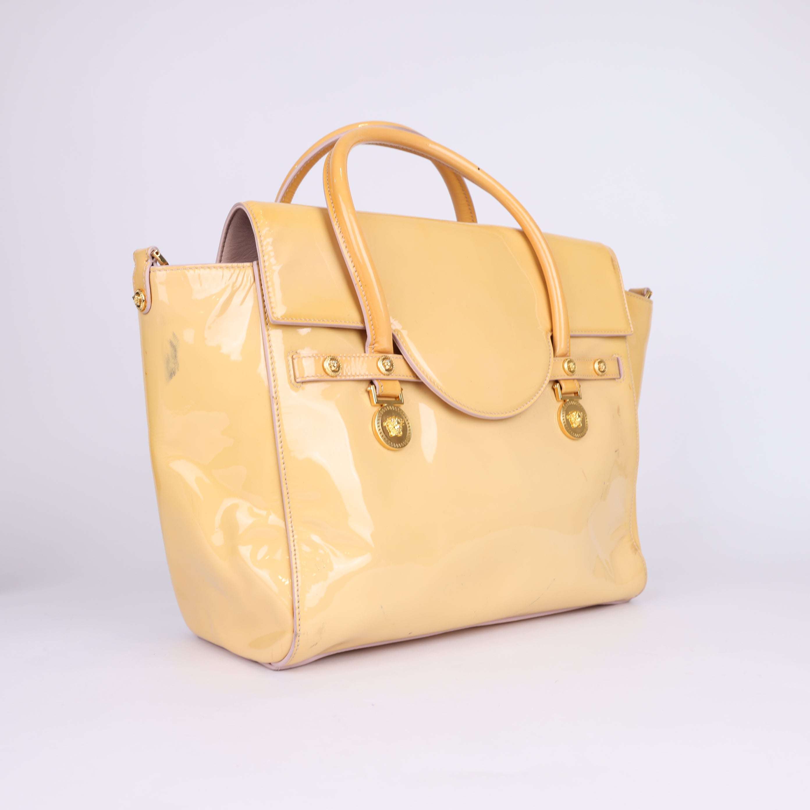 J0730B58890 Versace Patent leather handbag- Pre Owned