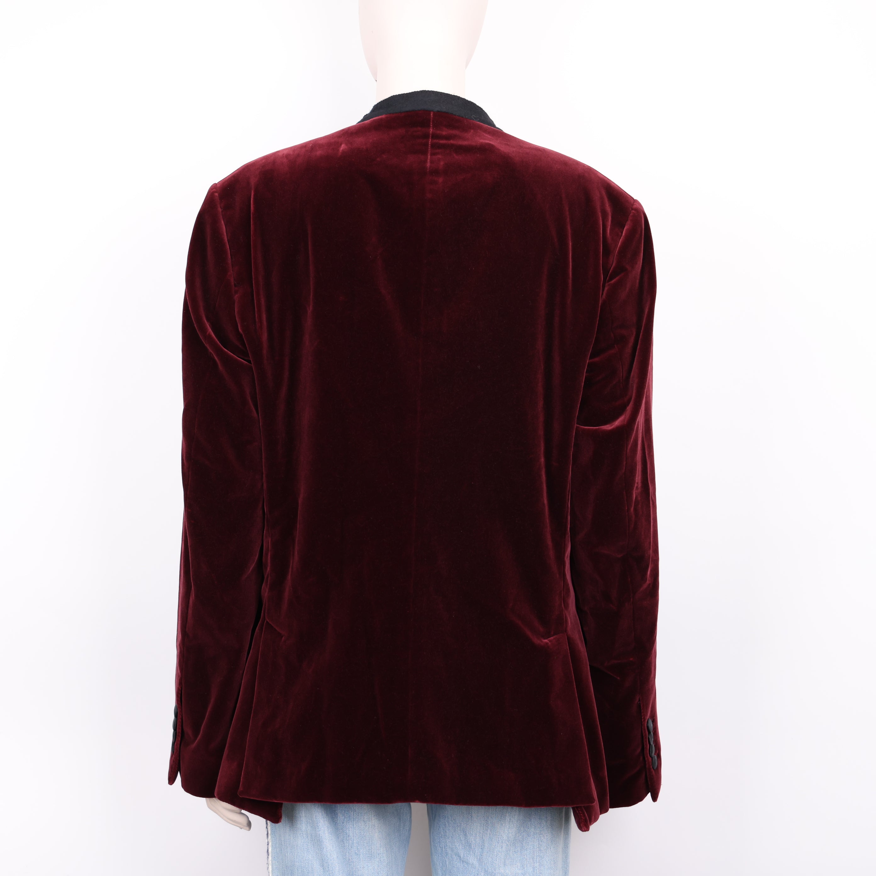 PRE OWNED- Dolce & Gabbana Red Velvet Suit Size 48 J0599C31890