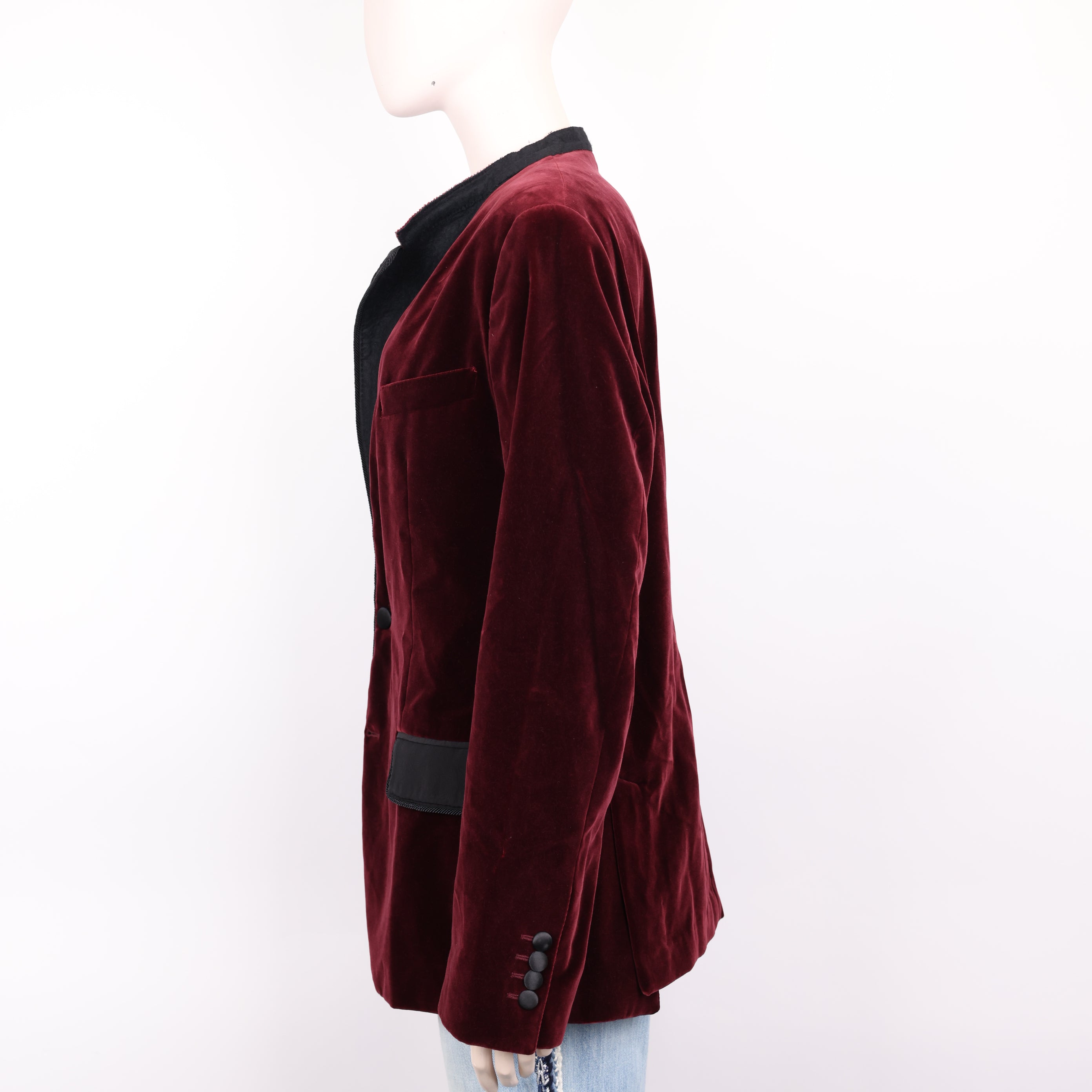 PRE OWNED- Dolce & Gabbana Red Velvet Suit Size 48 J0599C31890