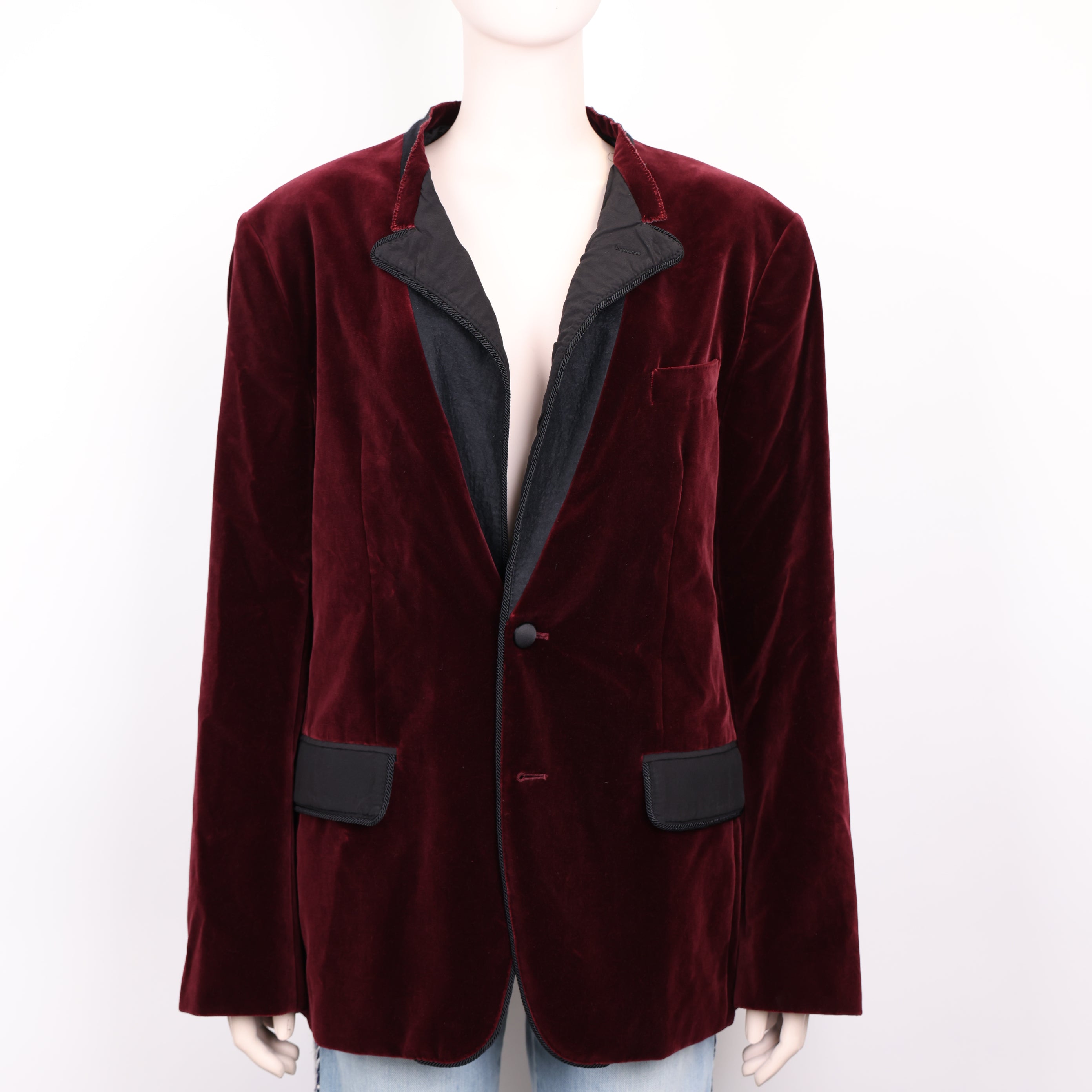 PRE OWNED- Dolce & Gabbana Red Velvet Suit Size 48 J0599C31890