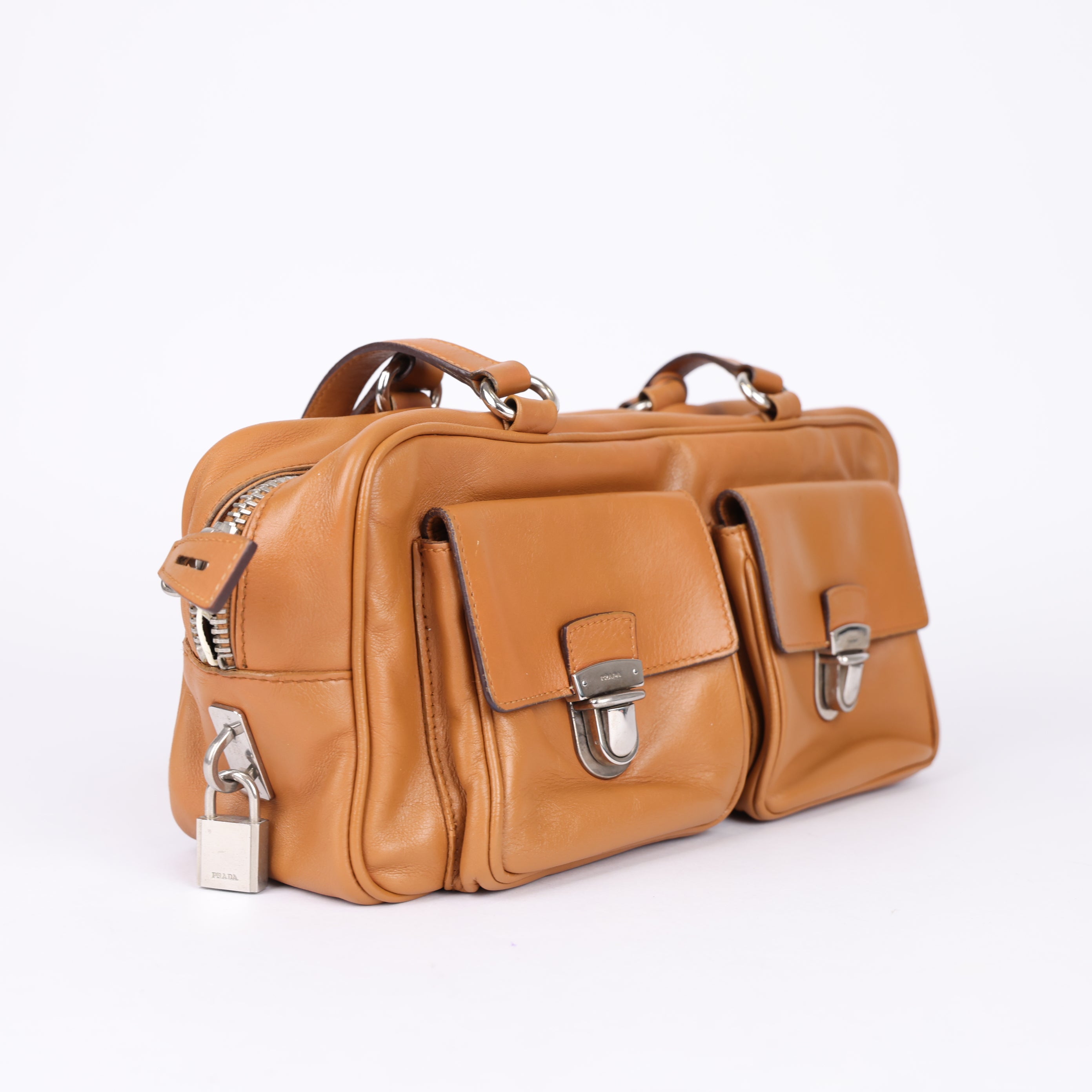 J0798B22942 Prada Leather Handbag with Double Pockets- Pre Owned