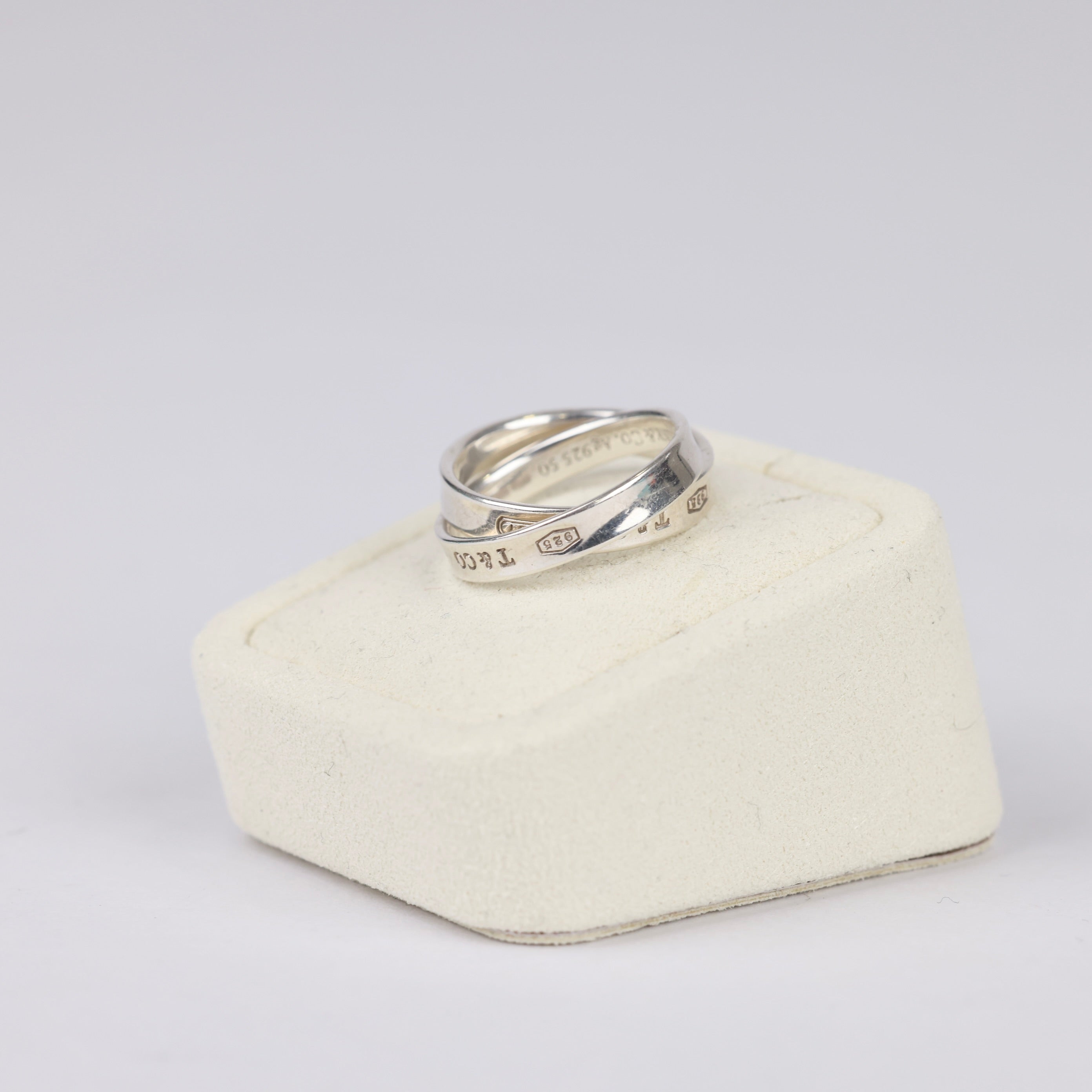 J0771A24859 Tiffany & Co 925 Sterling Silver Double-Ring- Pre Owned