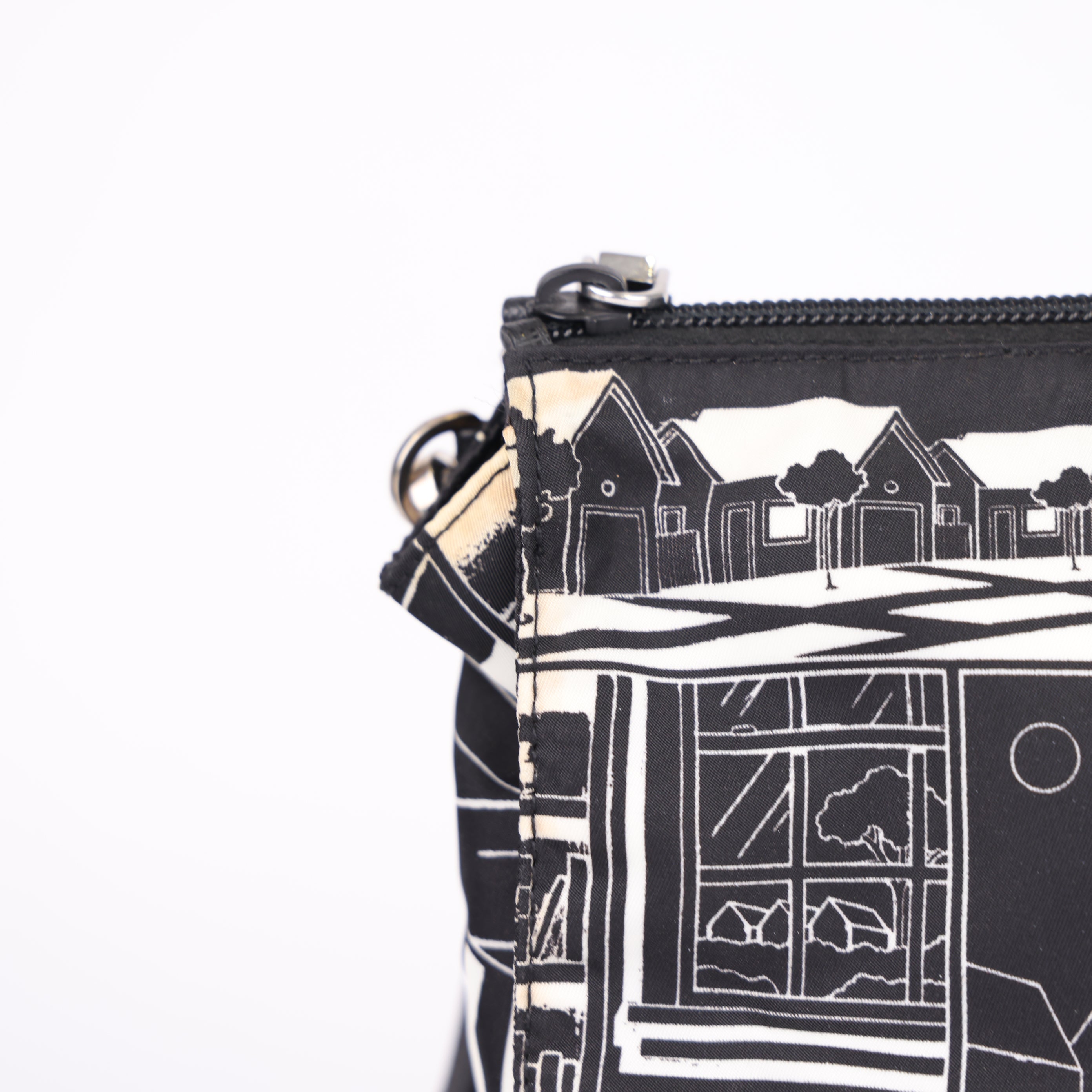 J0774 Prada Cartoon Print Clutch In Black - Pre Owned