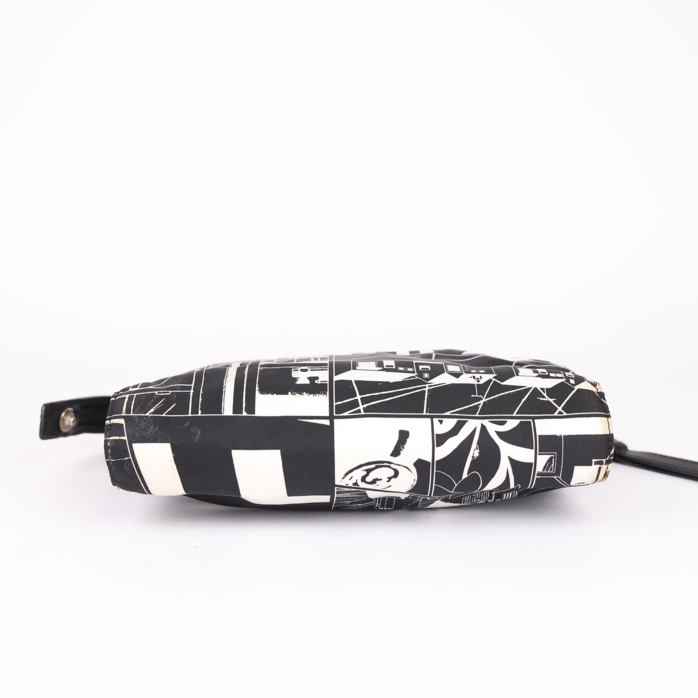 J0774 Prada Cartoon Print Clutch In Black - Pre Owned