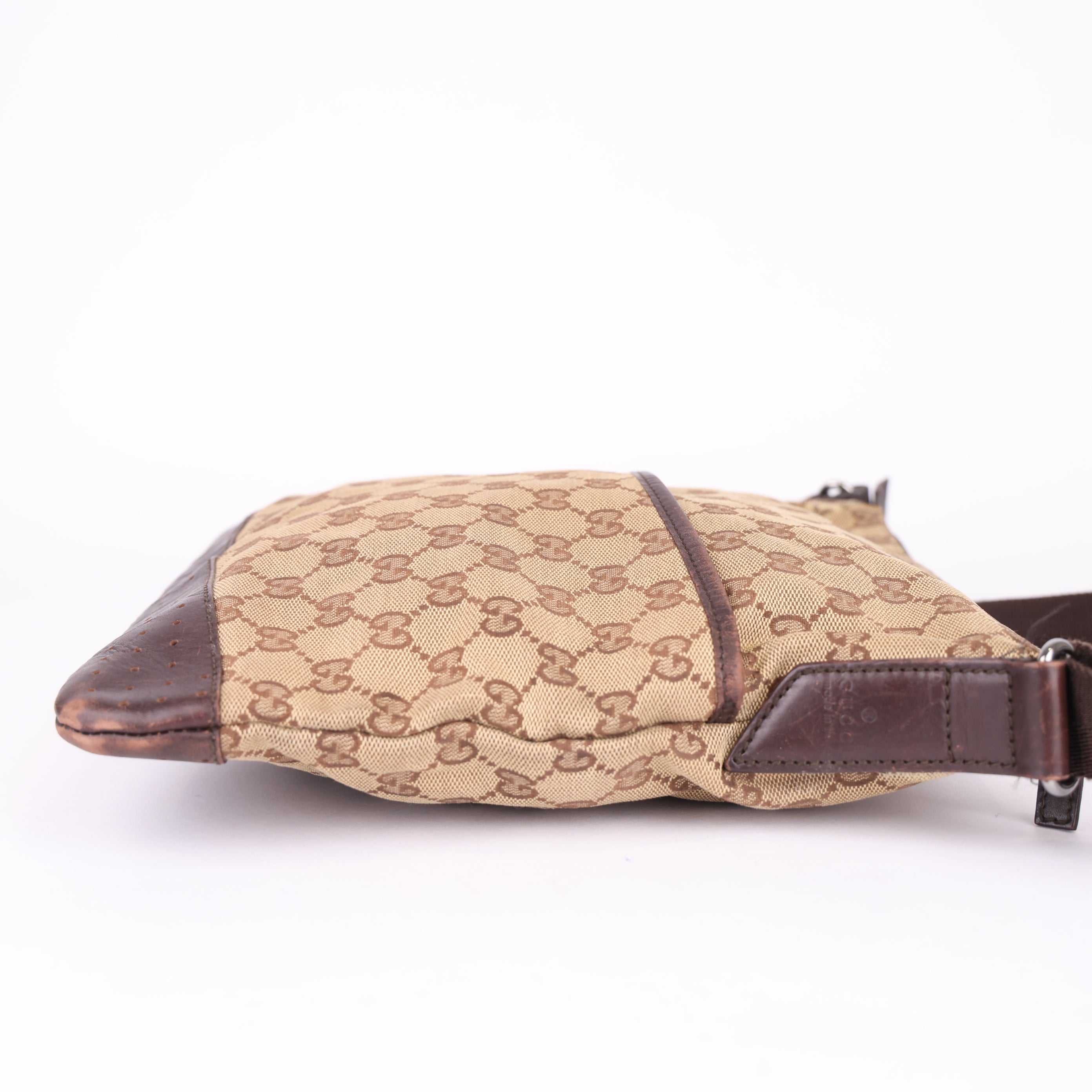 J0776 Gucci GG Canvas Abbey Brown Crossbody Bags- Pre Owned