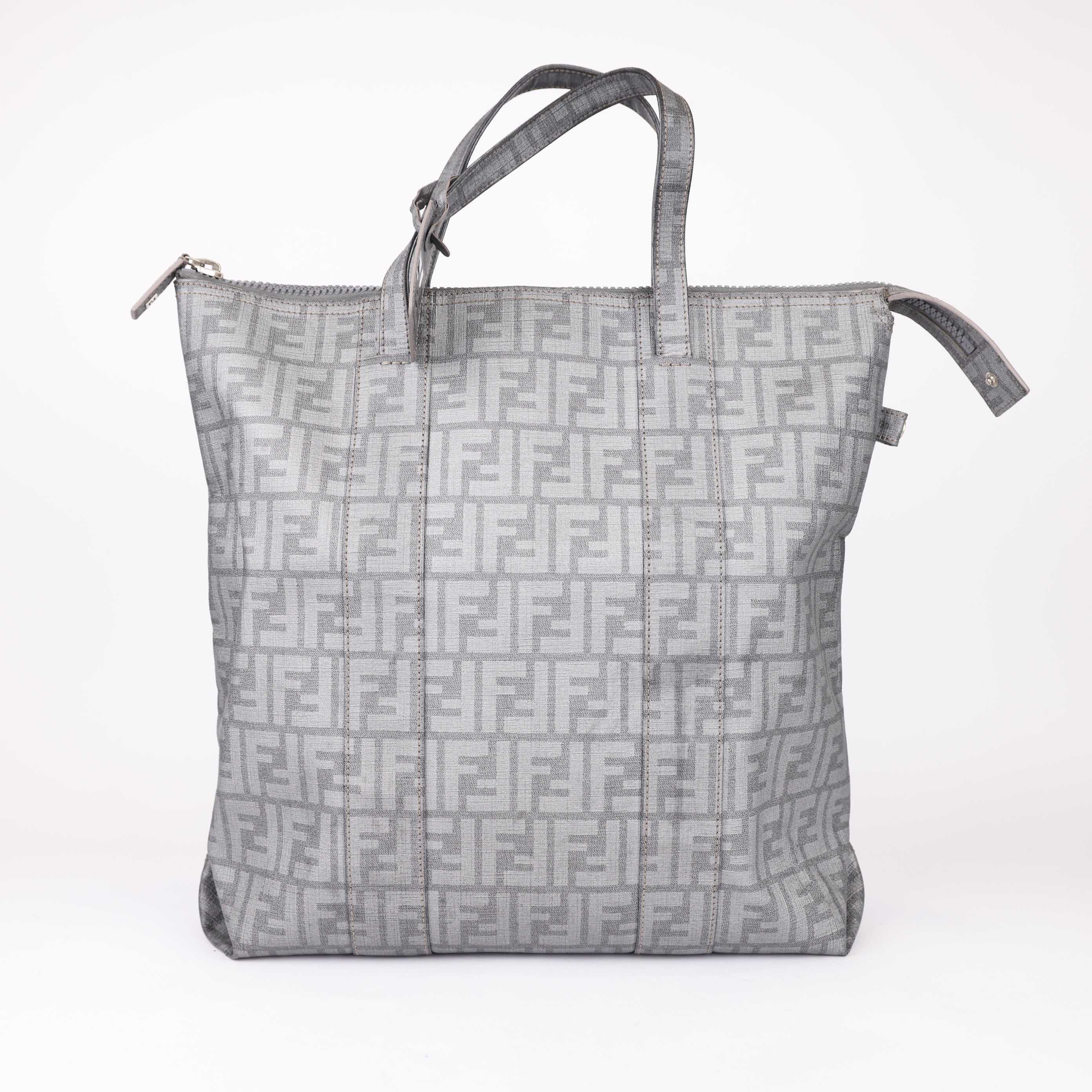 JO784 Fendi 2000s Zucca Grey Tote Bag - Pre Owned