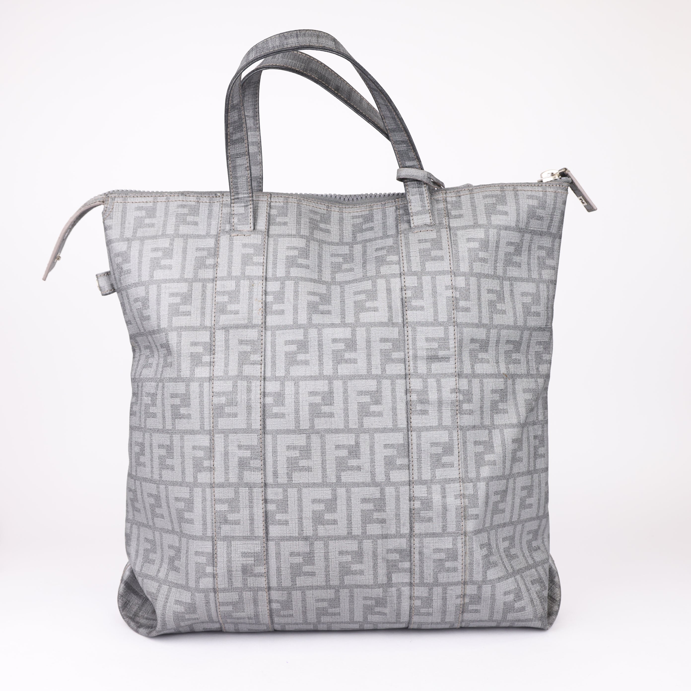 JO784 Fendi 2000s Zucca Grey Tote Bag - Pre Owned