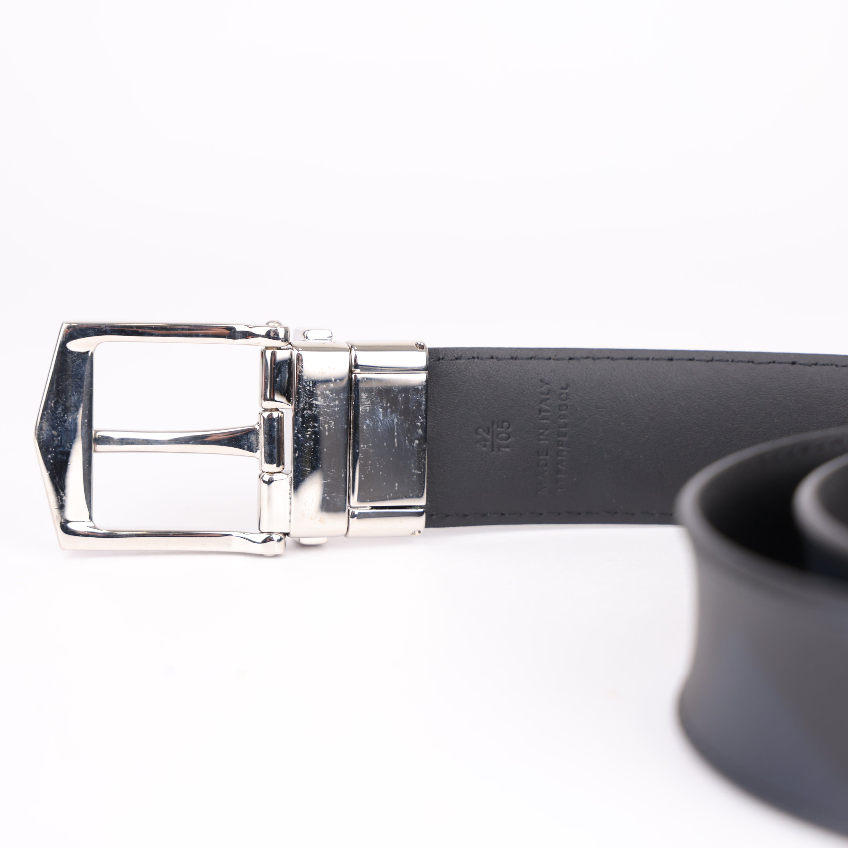 BURBERRY Reversible London Check Belt Navy/Black Leather Buckle- Pre Owned