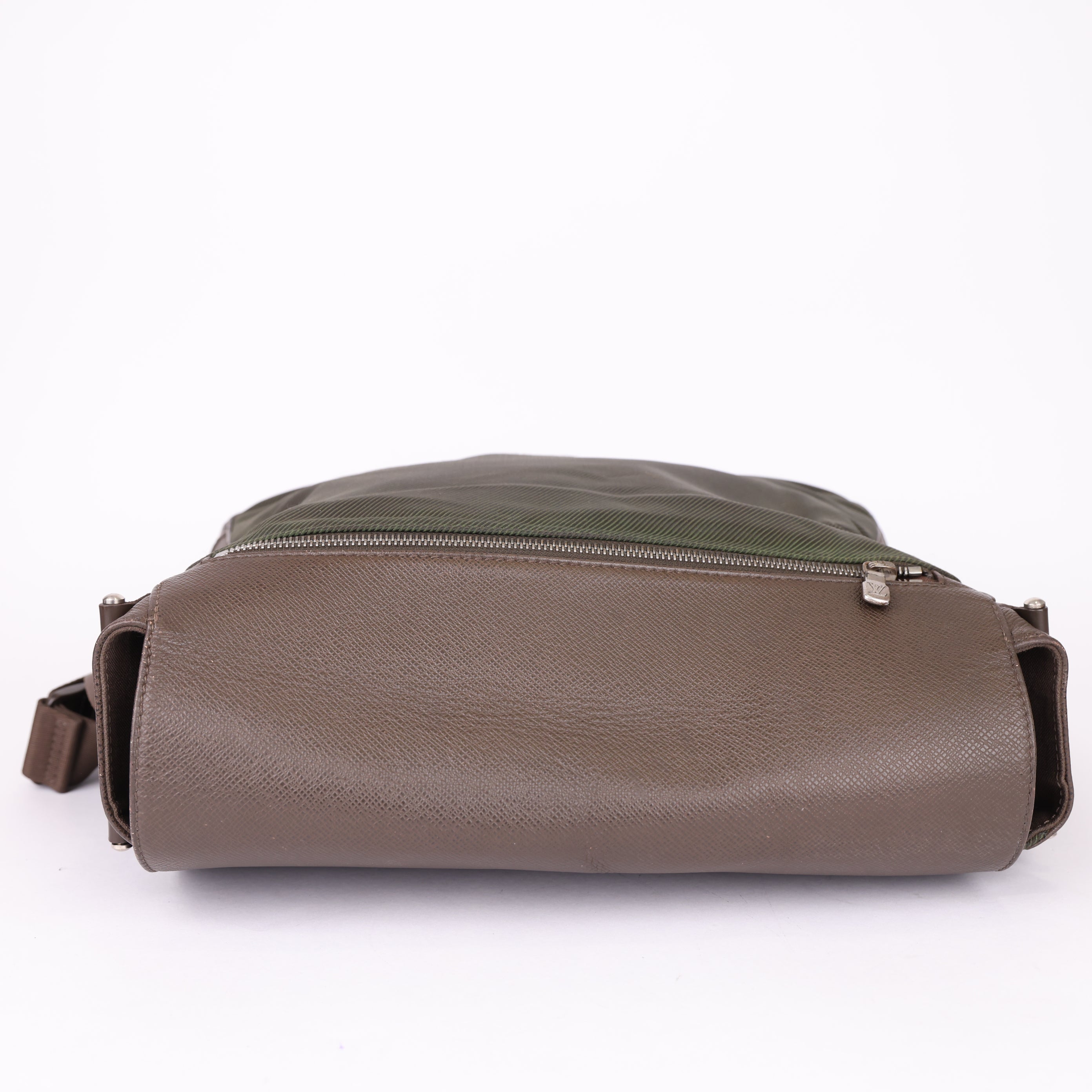 Louis Vuitton Victor Messenger Bag Taiga Brown- Pre Owned