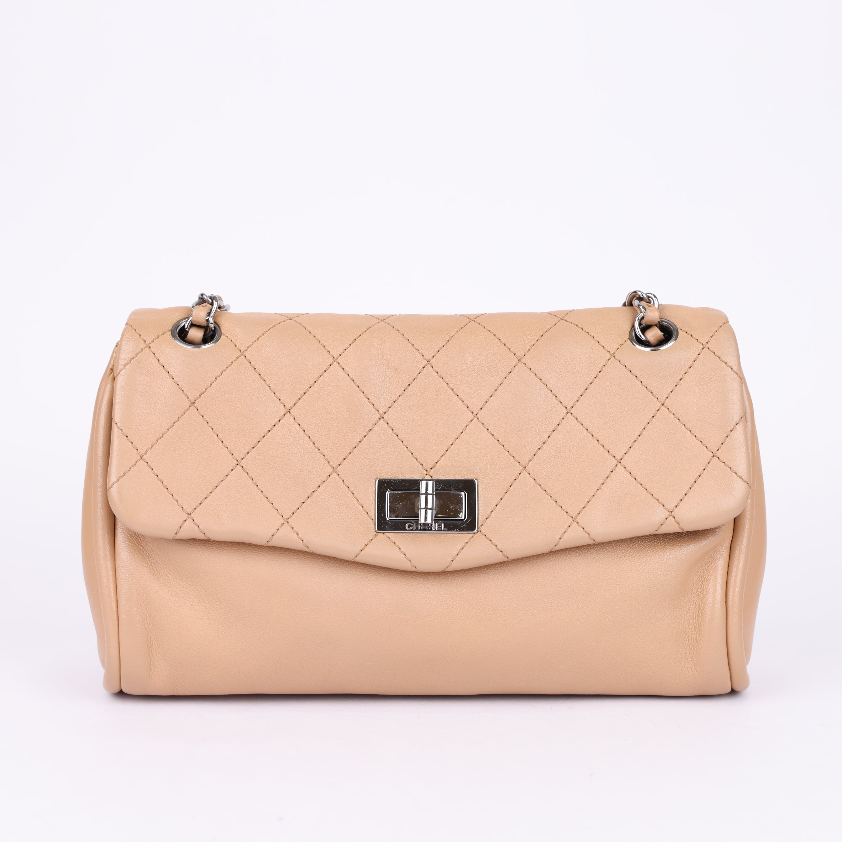 J0927 Chanel Quilted Lambskin Shoulder Bag Beige- Pre Owned