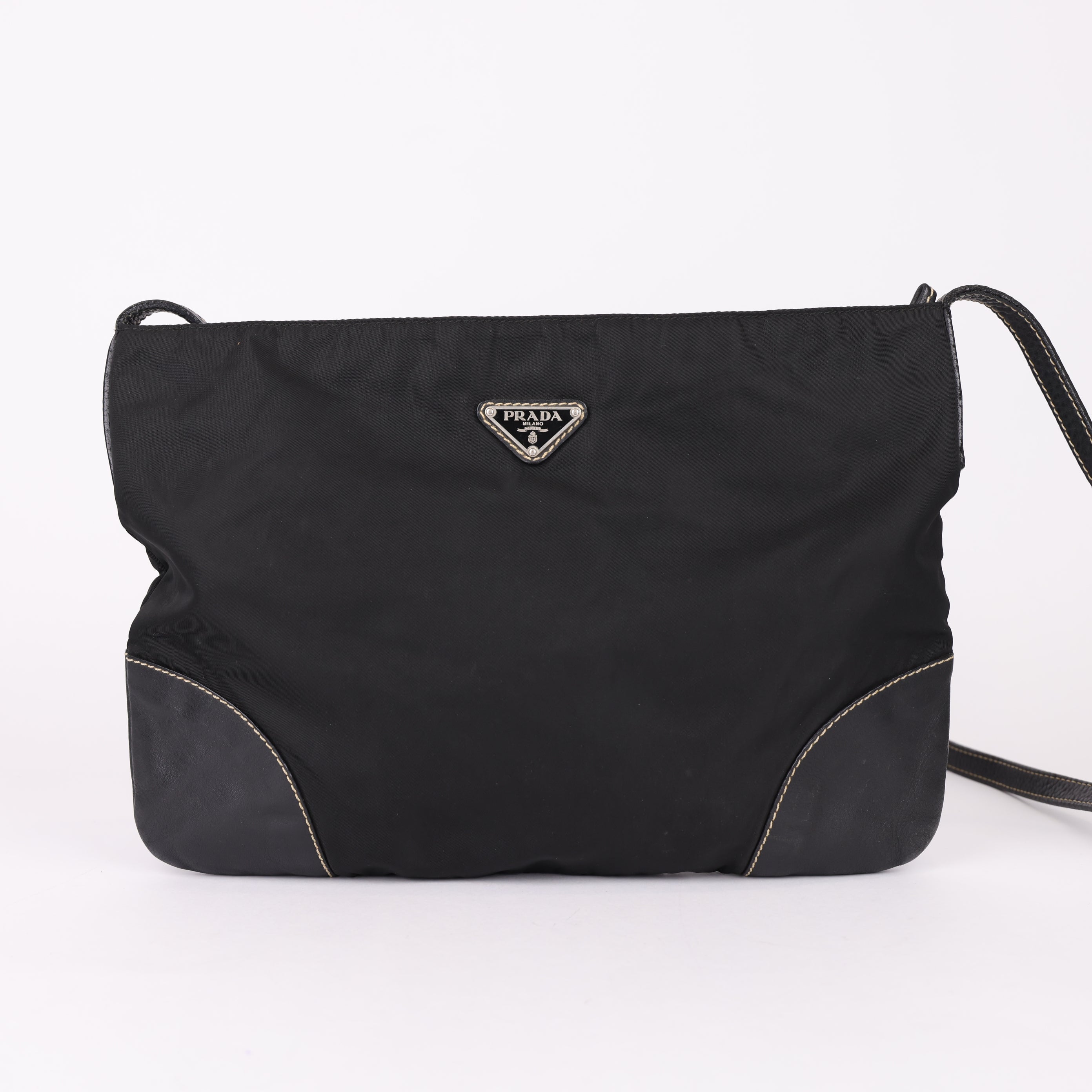 J0930 PRADA shoulder bag pochette nylon with triangle logo- Pre Owned
