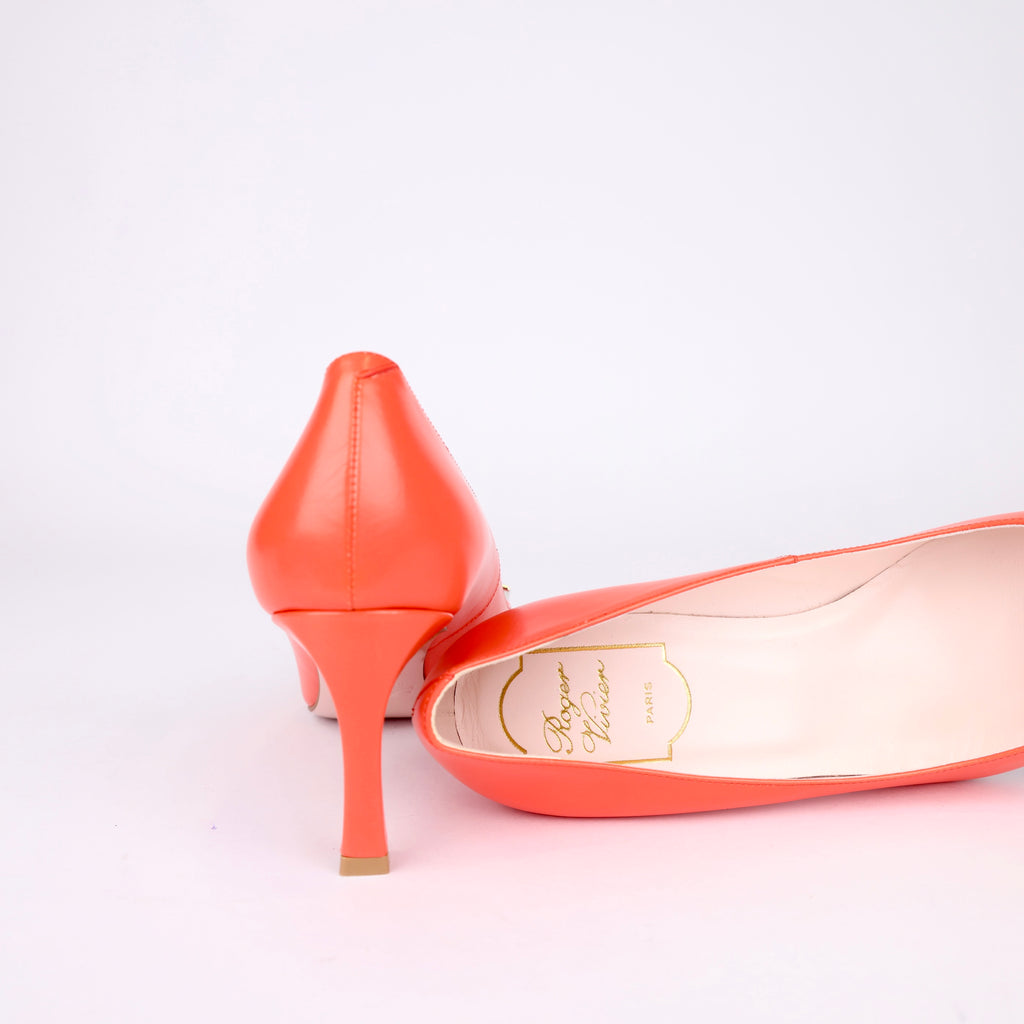 J0285# ROGER VIVIER Belle Vivier Trompette leather pumps size EU37/ UK4- Pre Owned