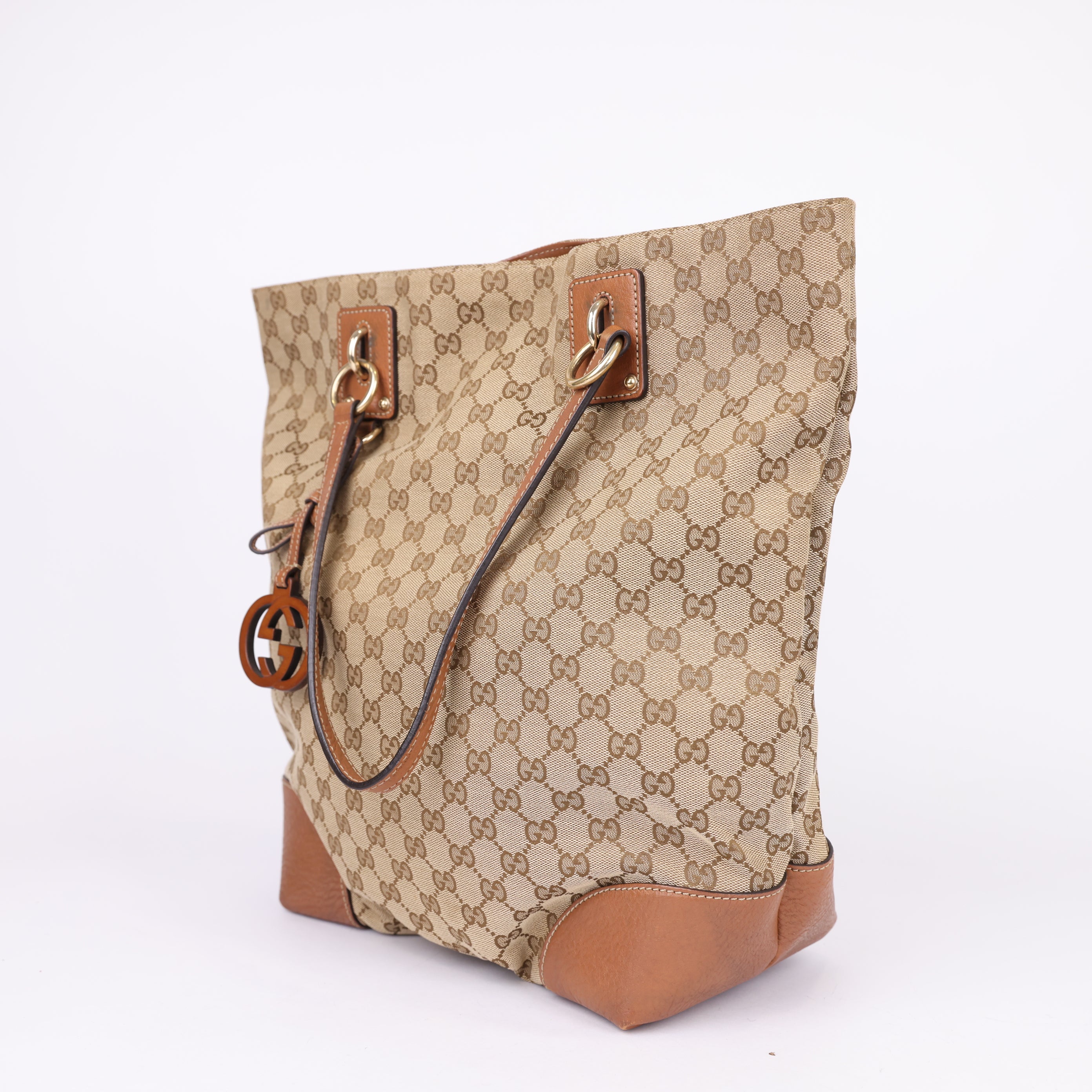 Gucci 2016-2025 Large GG Canvas GG Charm tote bag- Pre Owned