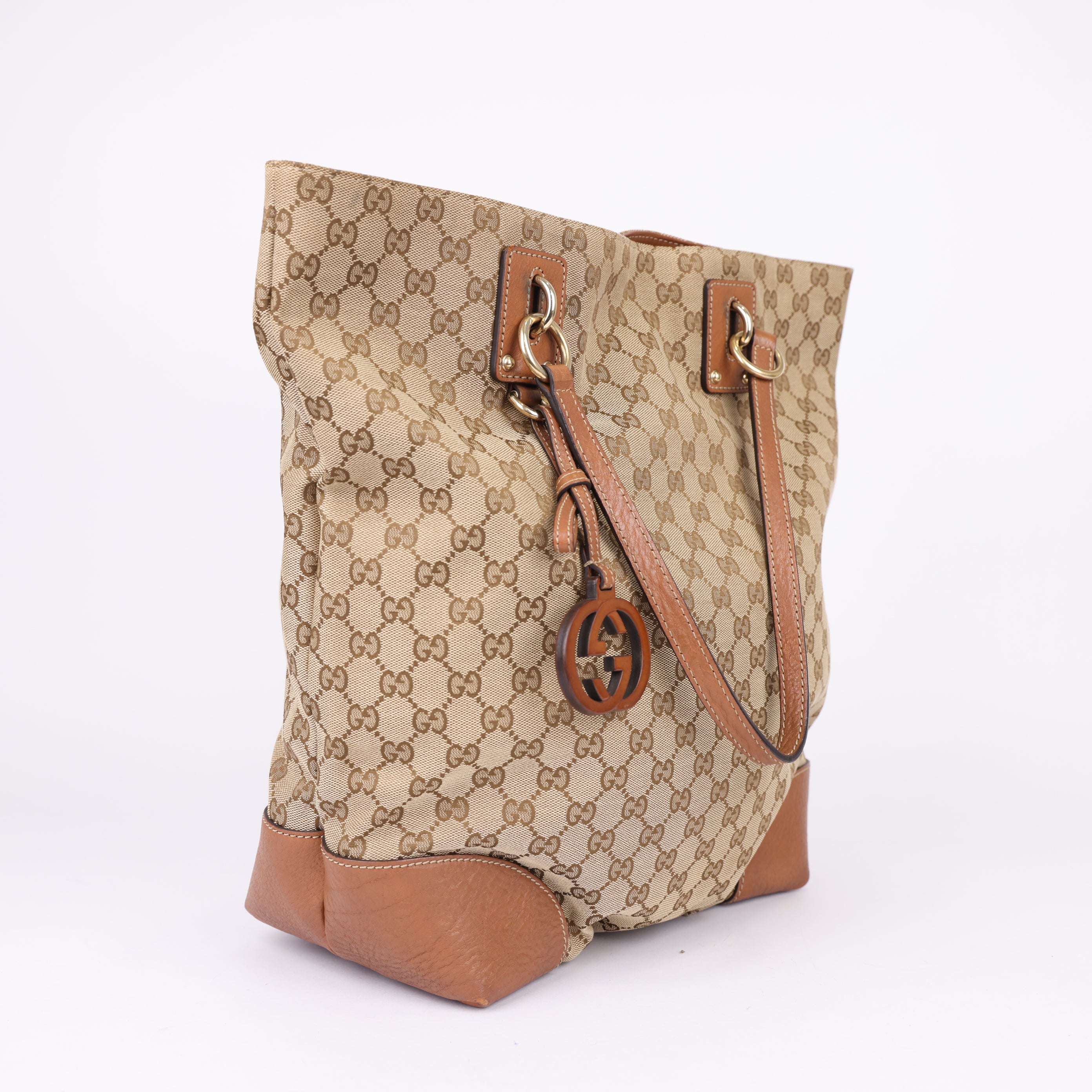 Gucci 2016-2025 Large GG Canvas GG Charm tote bag- Pre Owned