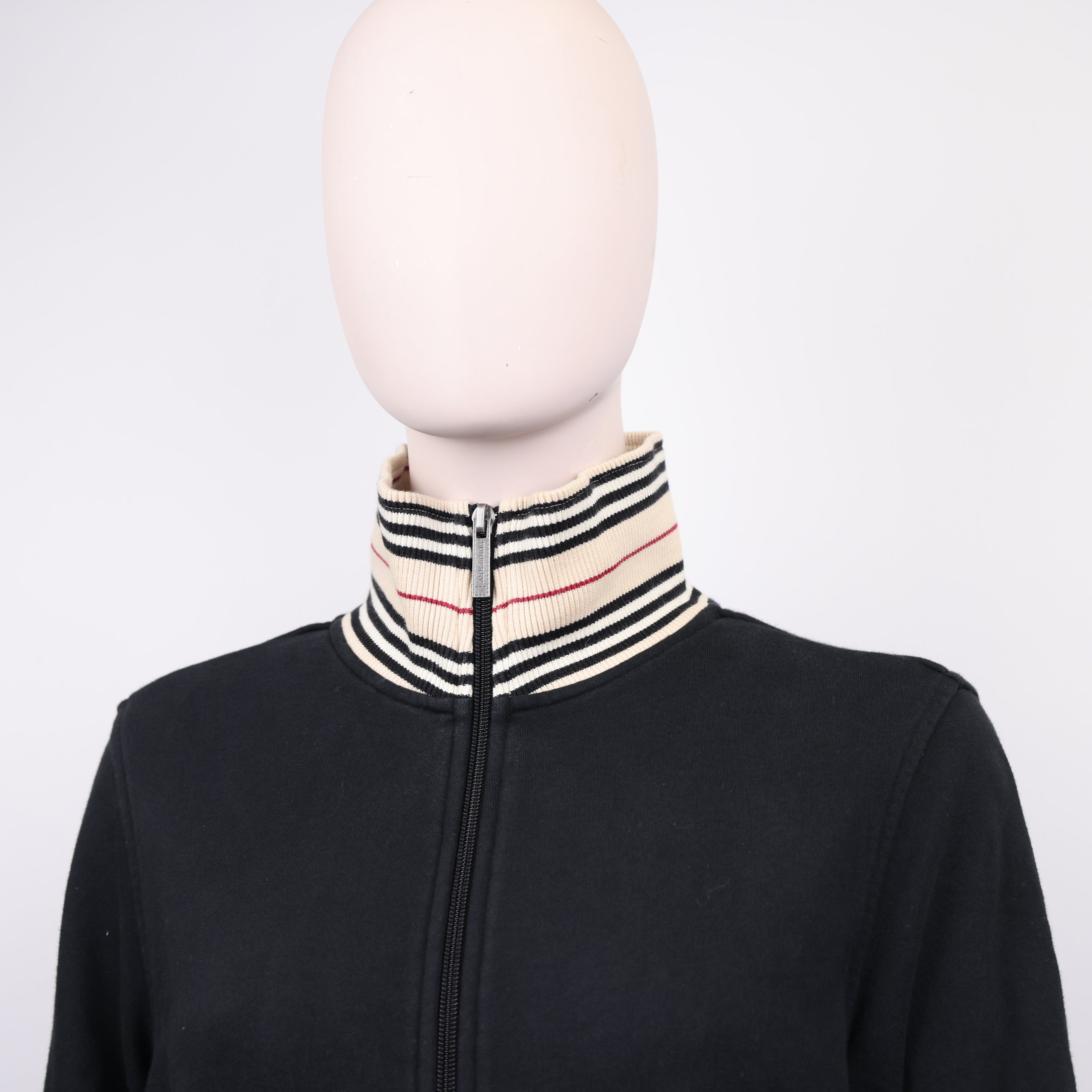 J0939 Burberry London Black Cotton Check Collar Zip Up Sweater SIZE L- Pre Owned