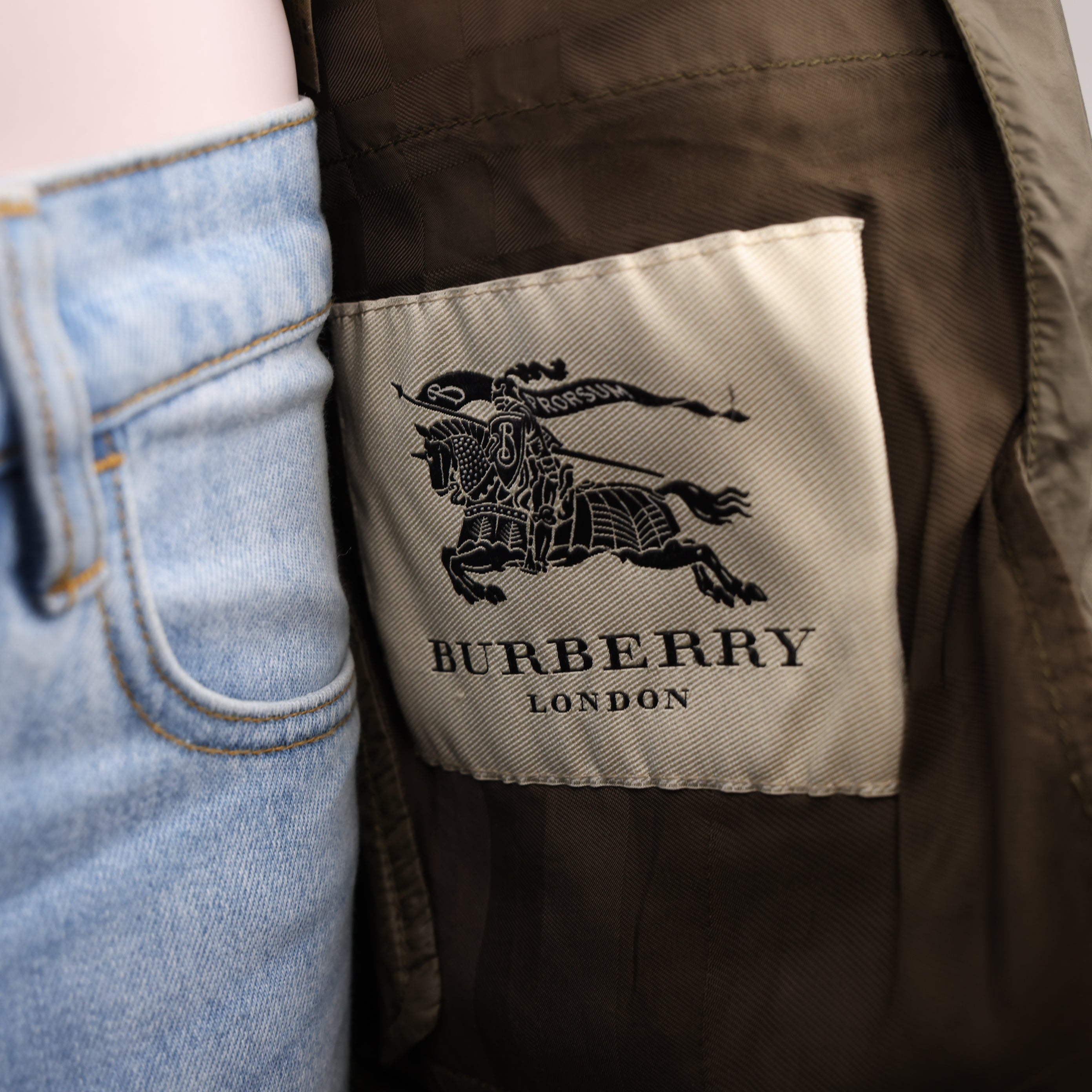 Burberry Patchwork Quilted Jacket Size S- Pre Owned