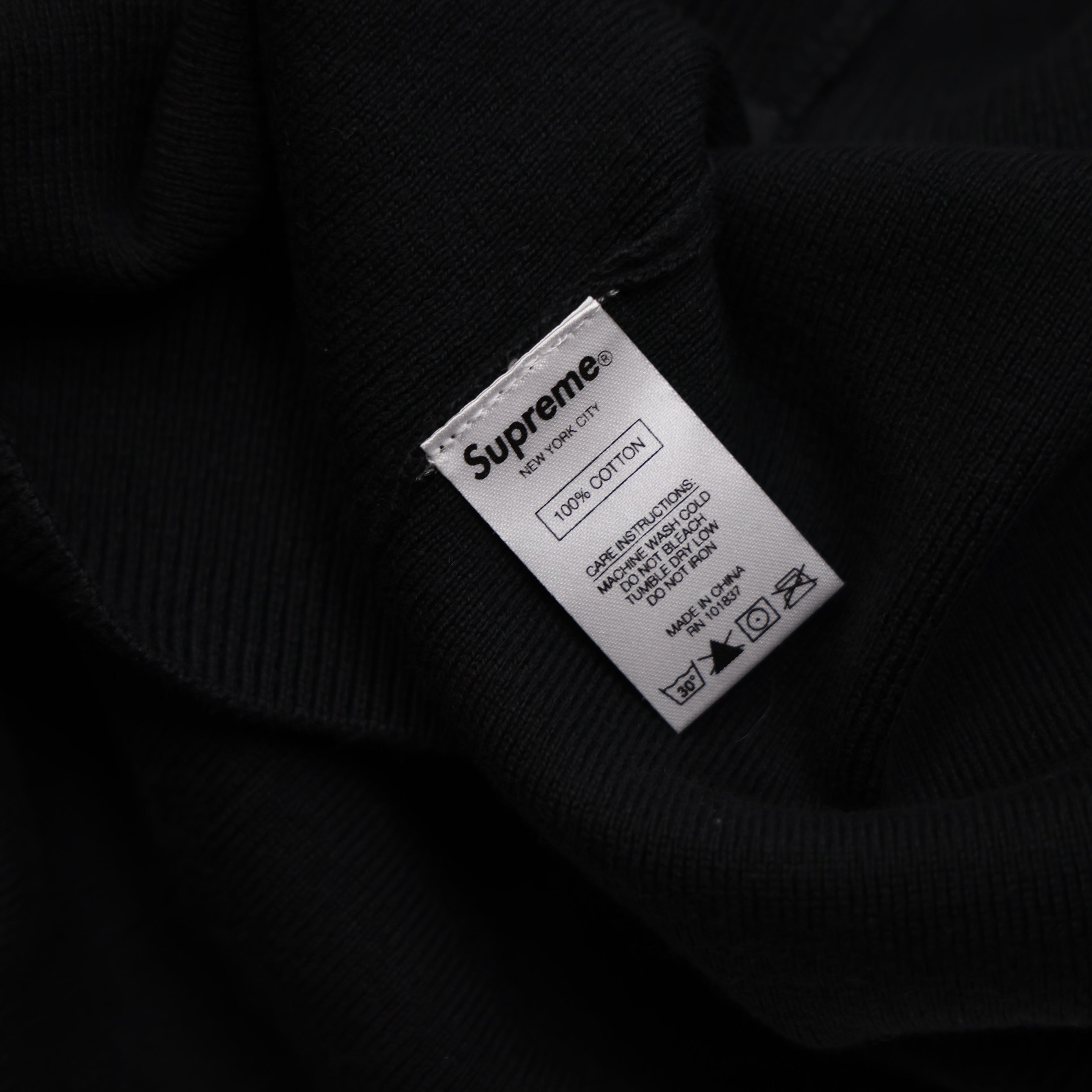 J0942 Supreme Striped Raglan Sweater Black Men's SIZE L SS18- Pre Owned