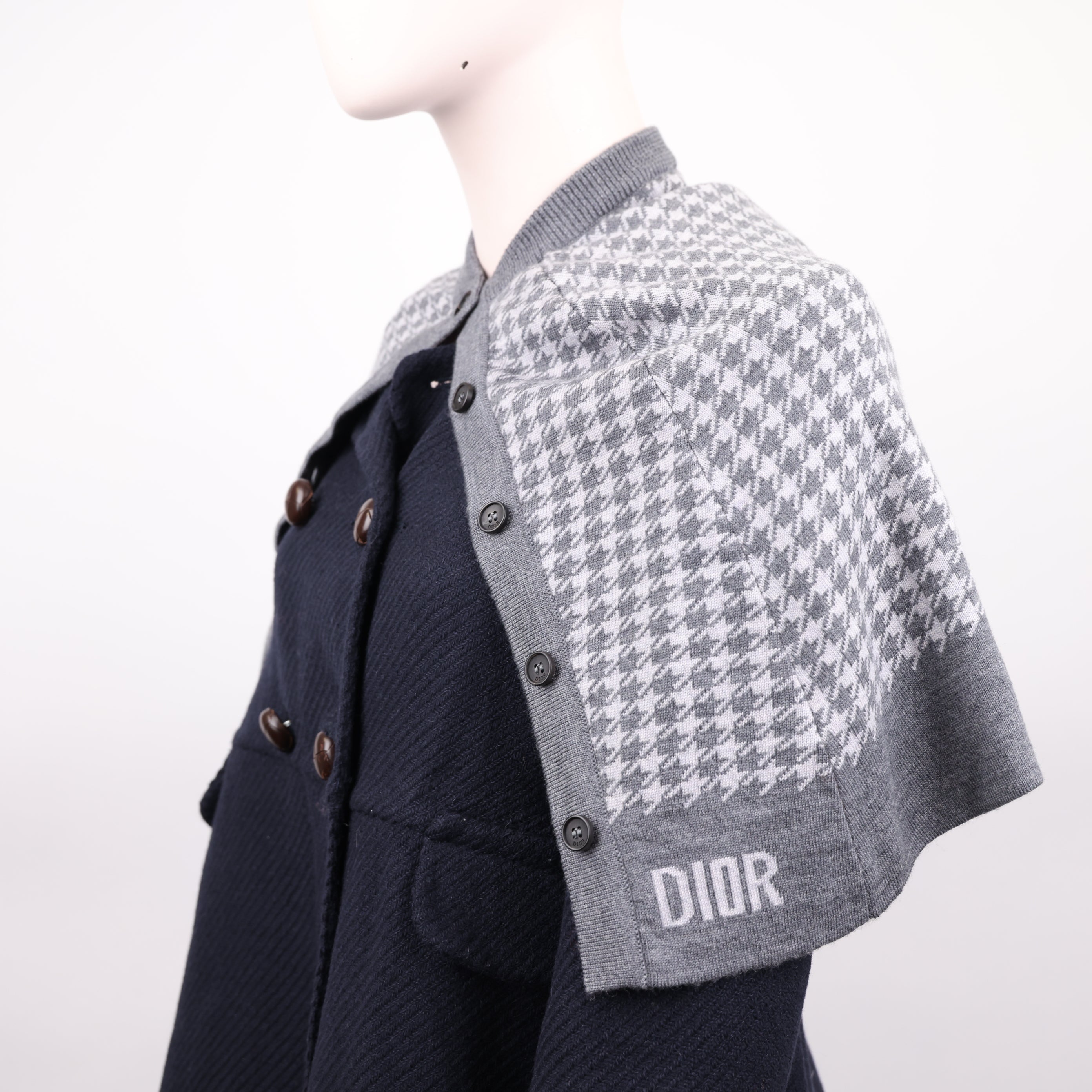 J0949 Dior Gray Houndstooth Knit Cardigan Size T1- Pre Owned