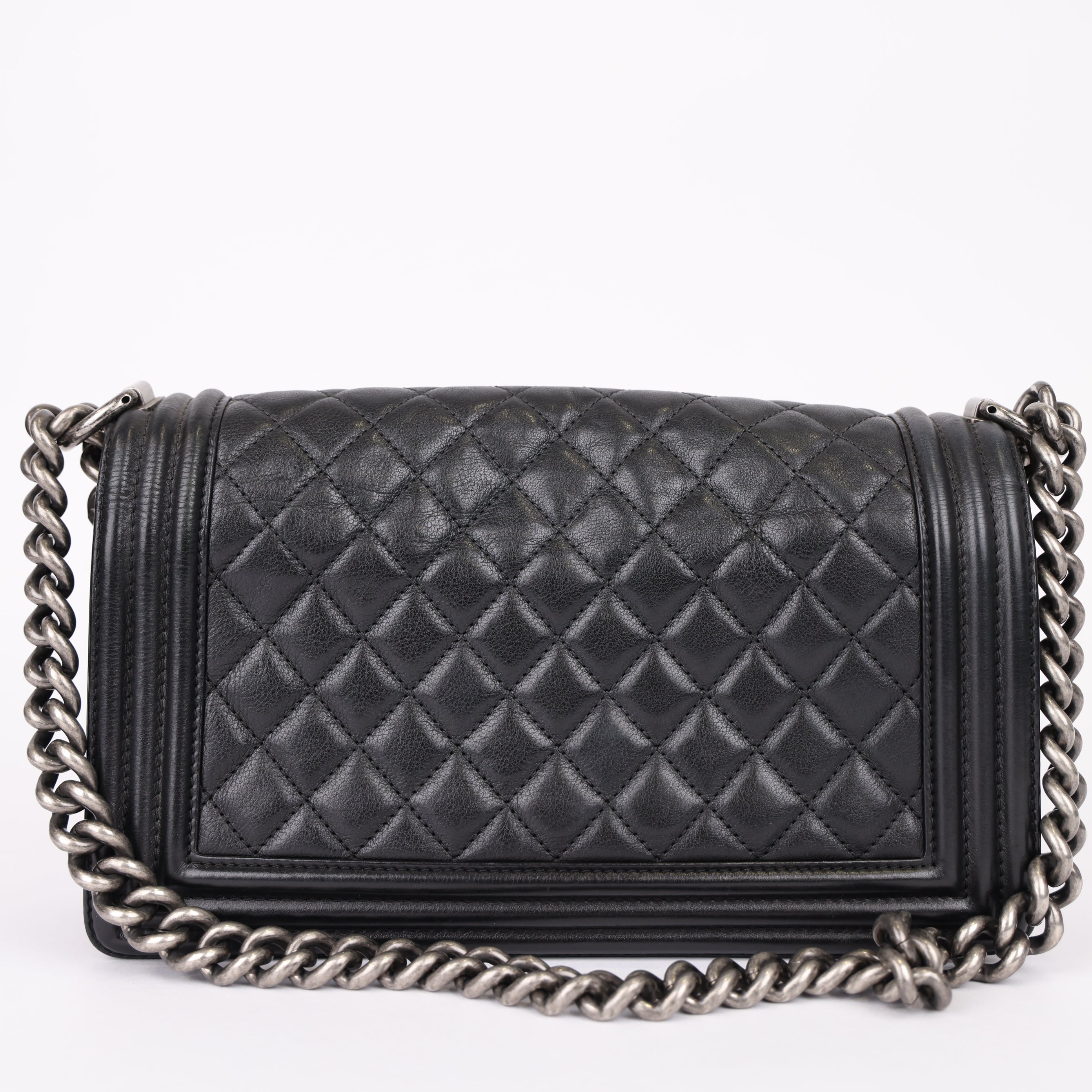 J0961 Chanel CC BOY 28 SHOULDER BAG CALFSKIN LEATHER BLACK- Pre Owned