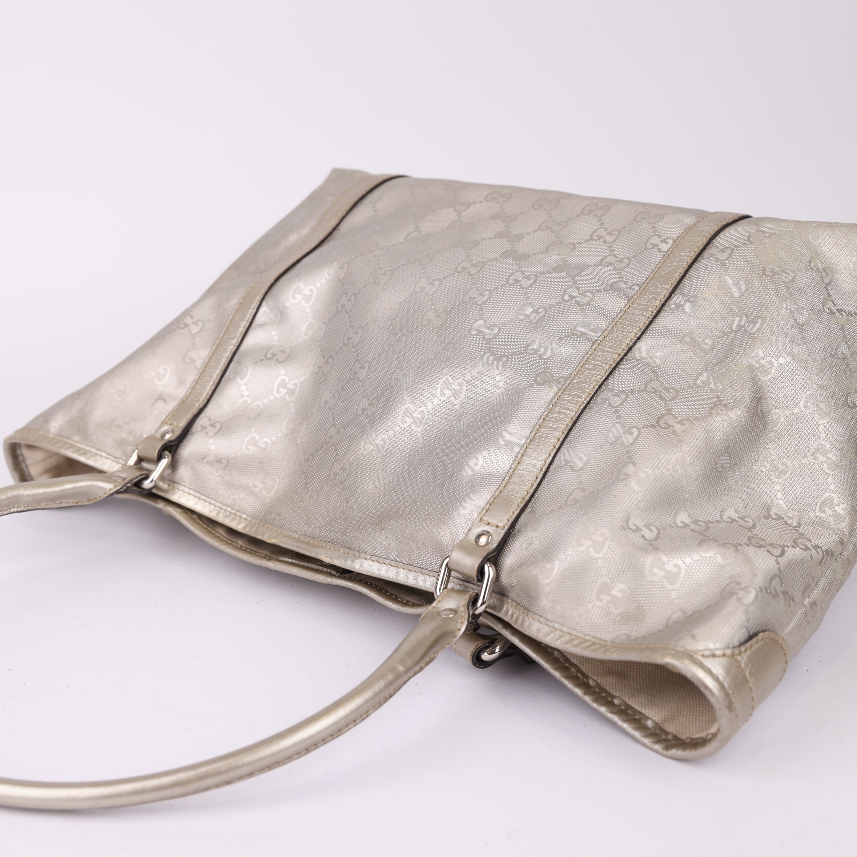 J0977 GUCCI Metallic Silver GG Imprime Coated Canvas Joy Tote Bag- Pre Owned