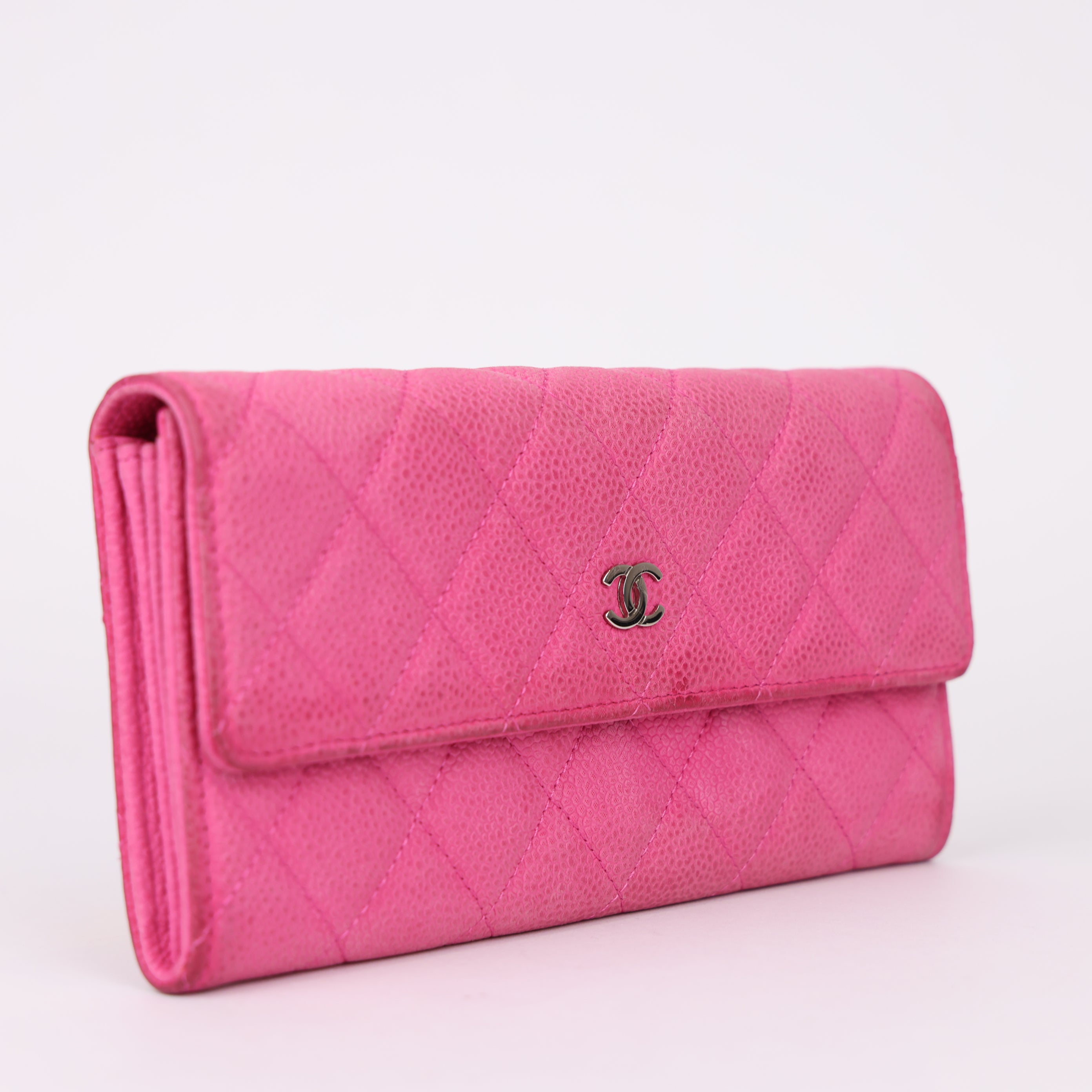 J0980 CHANEL Pink Quilted Matte Caviar Leather L Gusset Flap Wallet- Pre Owned
