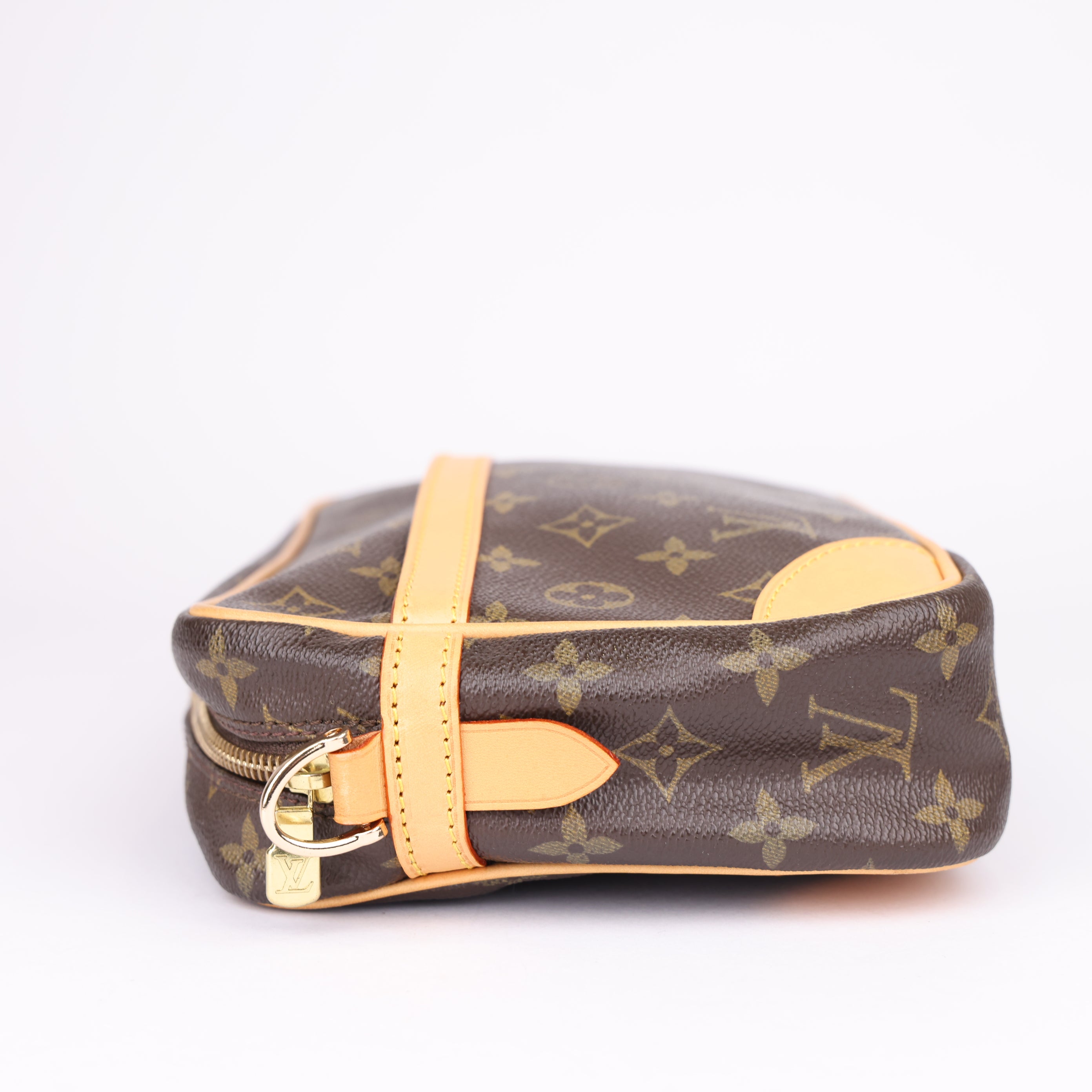 J1955 Louis Vuitton Monogram Trocadero 30cm Shoulder Bag- Pre Owned