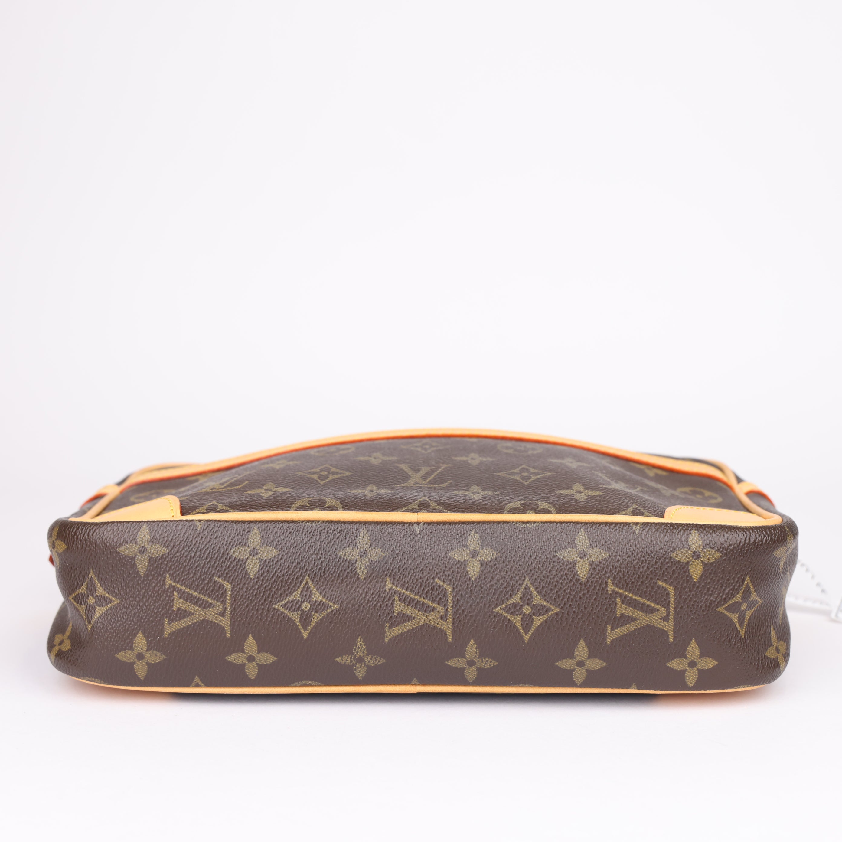 J1955 Louis Vuitton Monogram Trocadero 30cm Shoulder Bag- Pre Owned