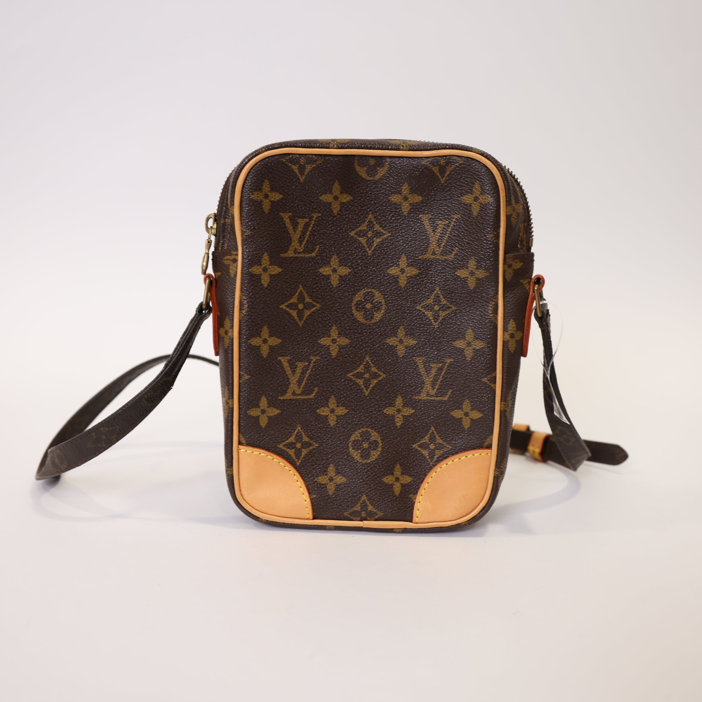 J1920 Louis Vuitton Alma Shell Bag - Pre Owned