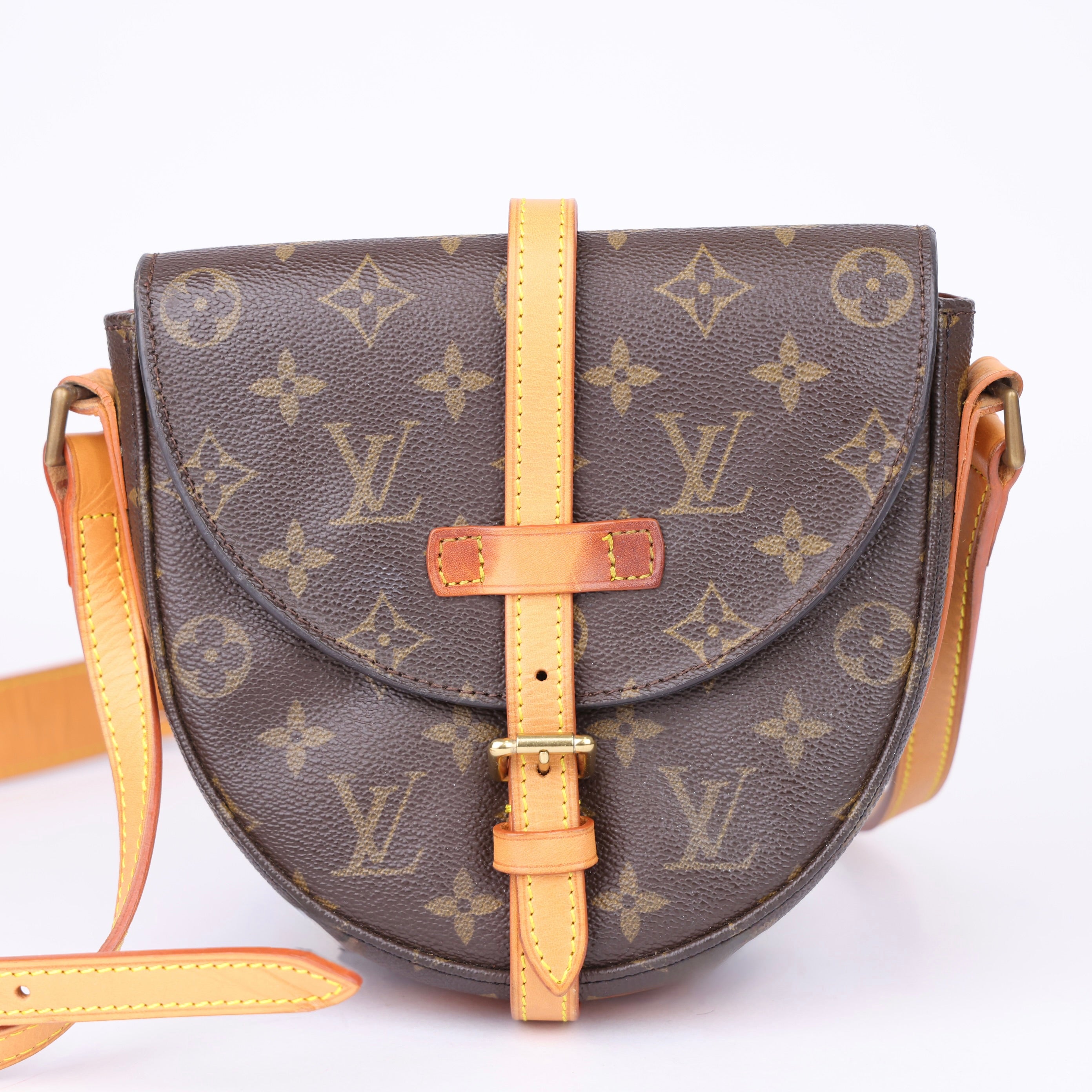 J1908 Louis Vuitton Canvas Monogram Chantilly MM Crossbody Bag- Pre Owned