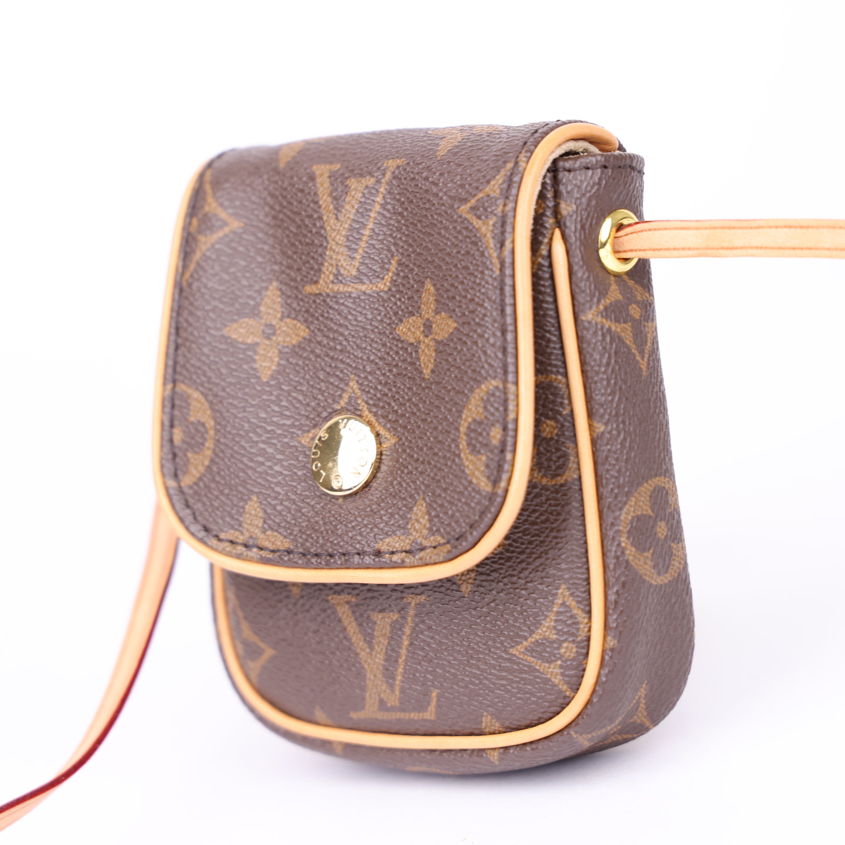 J1901 Louis Vuitton Monogram Pochette Cancun Shoulder Bag- Pre Owned
