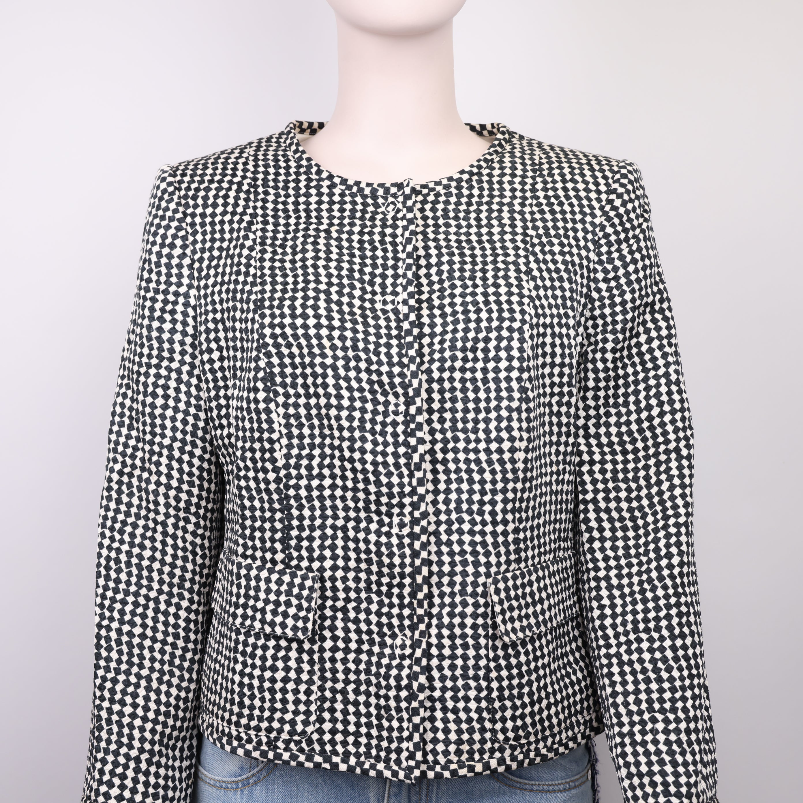 J1848 ARMANI Black and White Small Check Jacket Size 44- Pre Owned