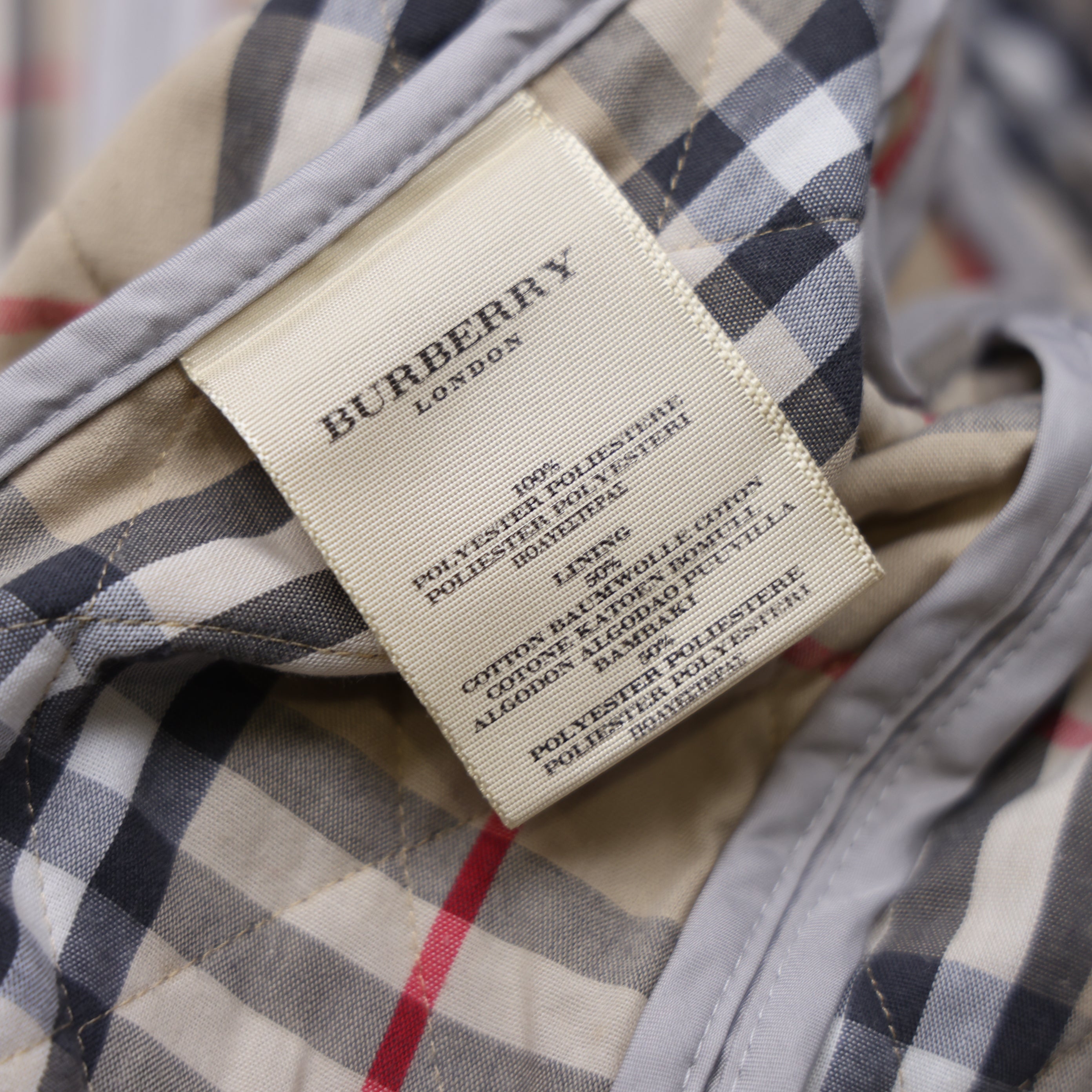 J0705 Burberry Grey Quilted Jacket- Pre Owned