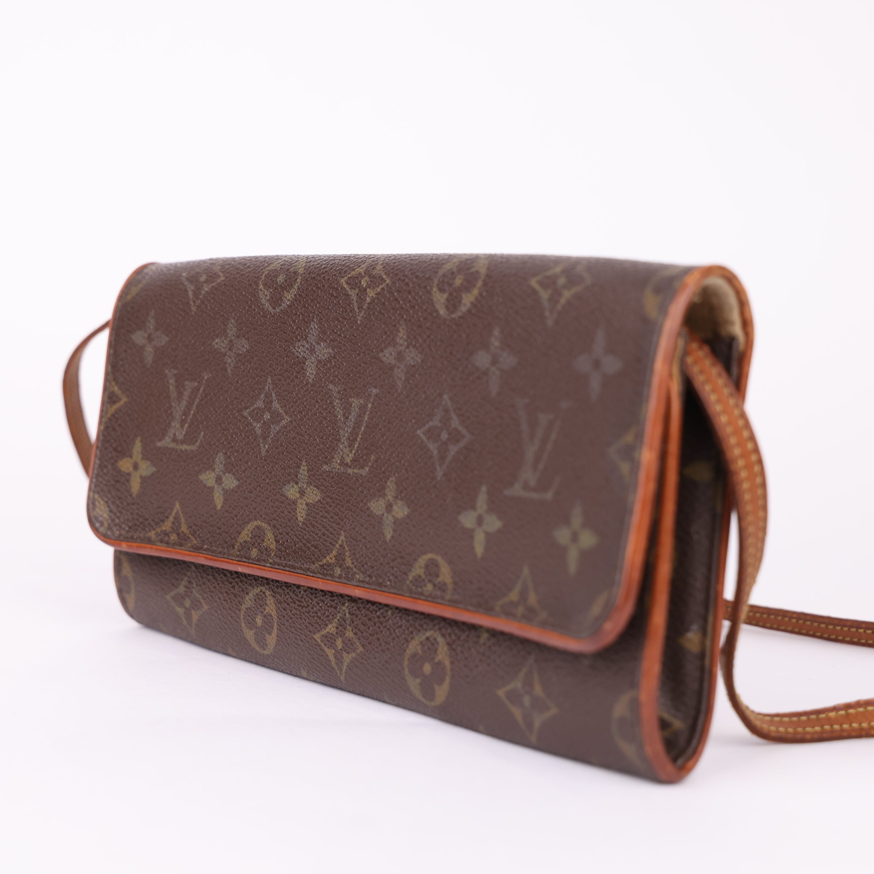 J1831 Louis Vuitton Monogram Twin Pochette GM Shoulder Bag- Pre Owned