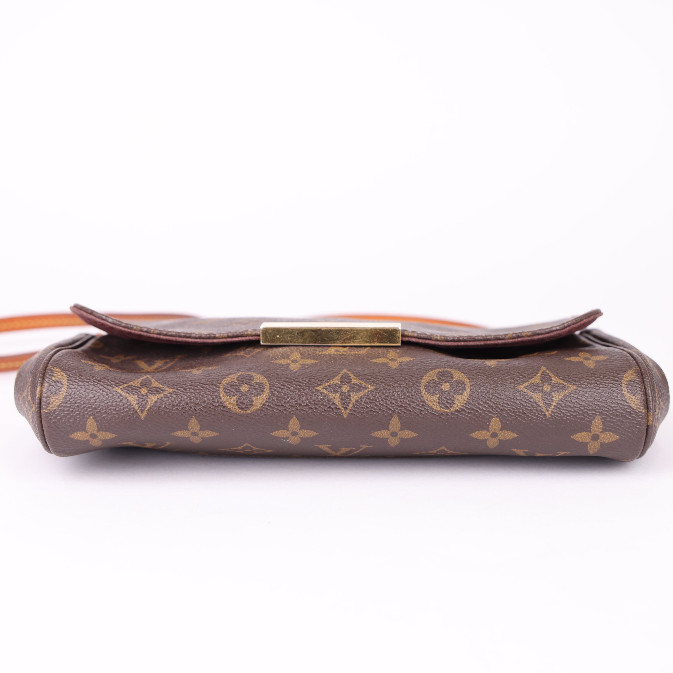 J1890 Louis Vuitton Favorite Monogram- Pre Owned