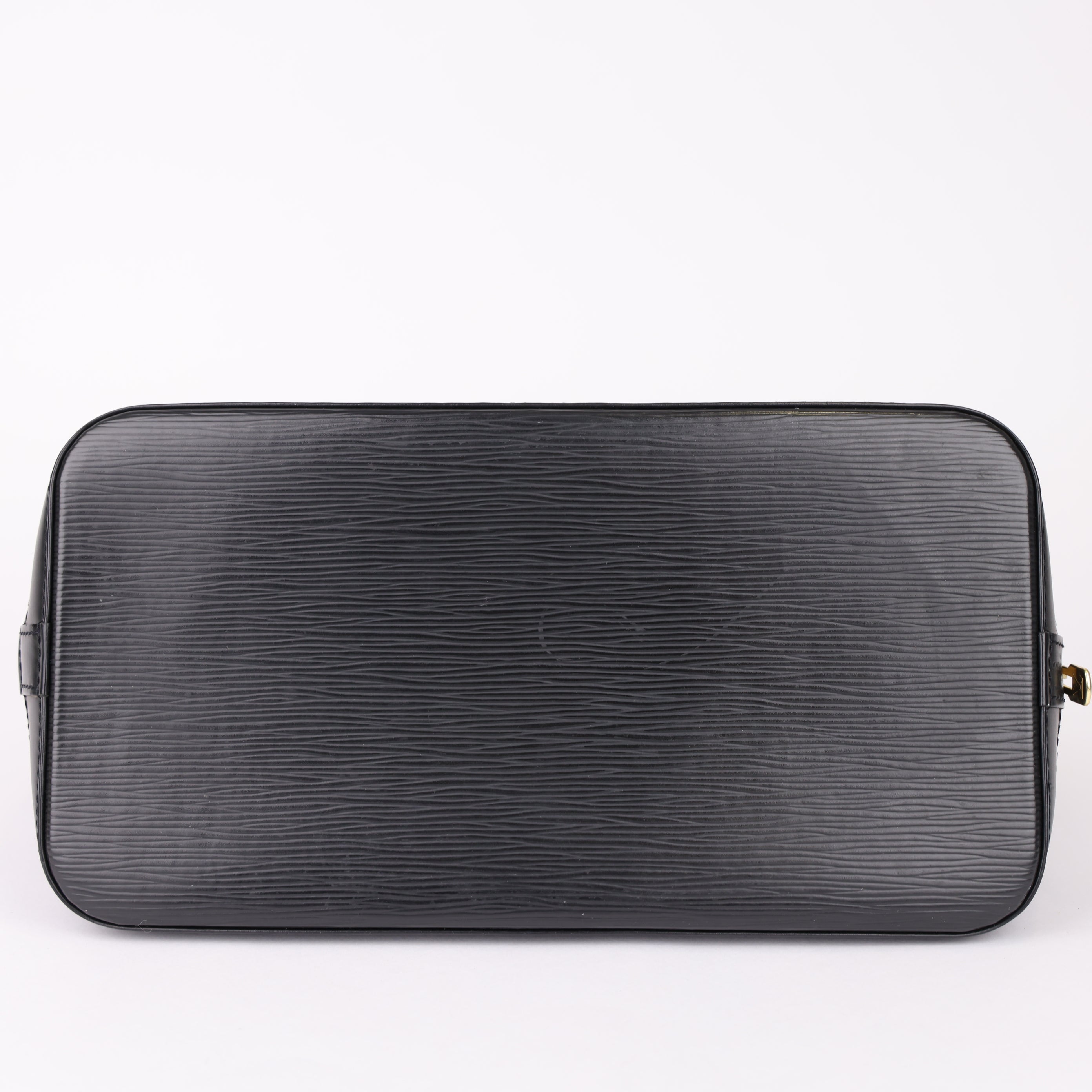 J1840 Louis Vuitton Alma PM in Black- Pre Owned