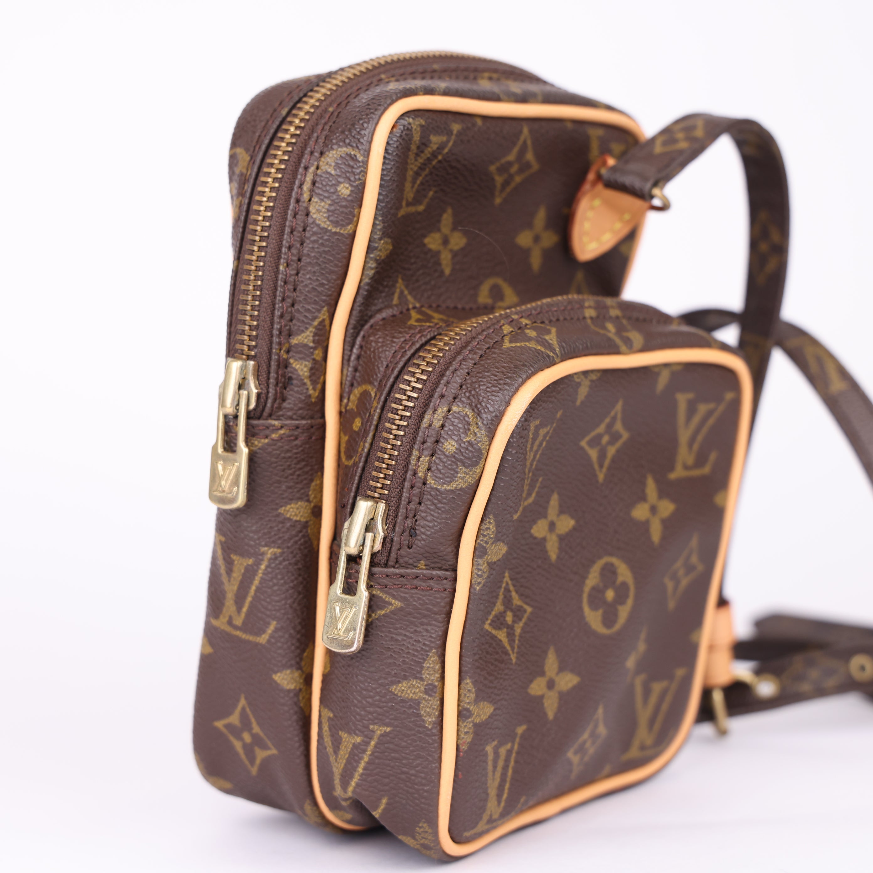 J1828 Louis Vuitton Amazon Brown Bag- Pre Owned