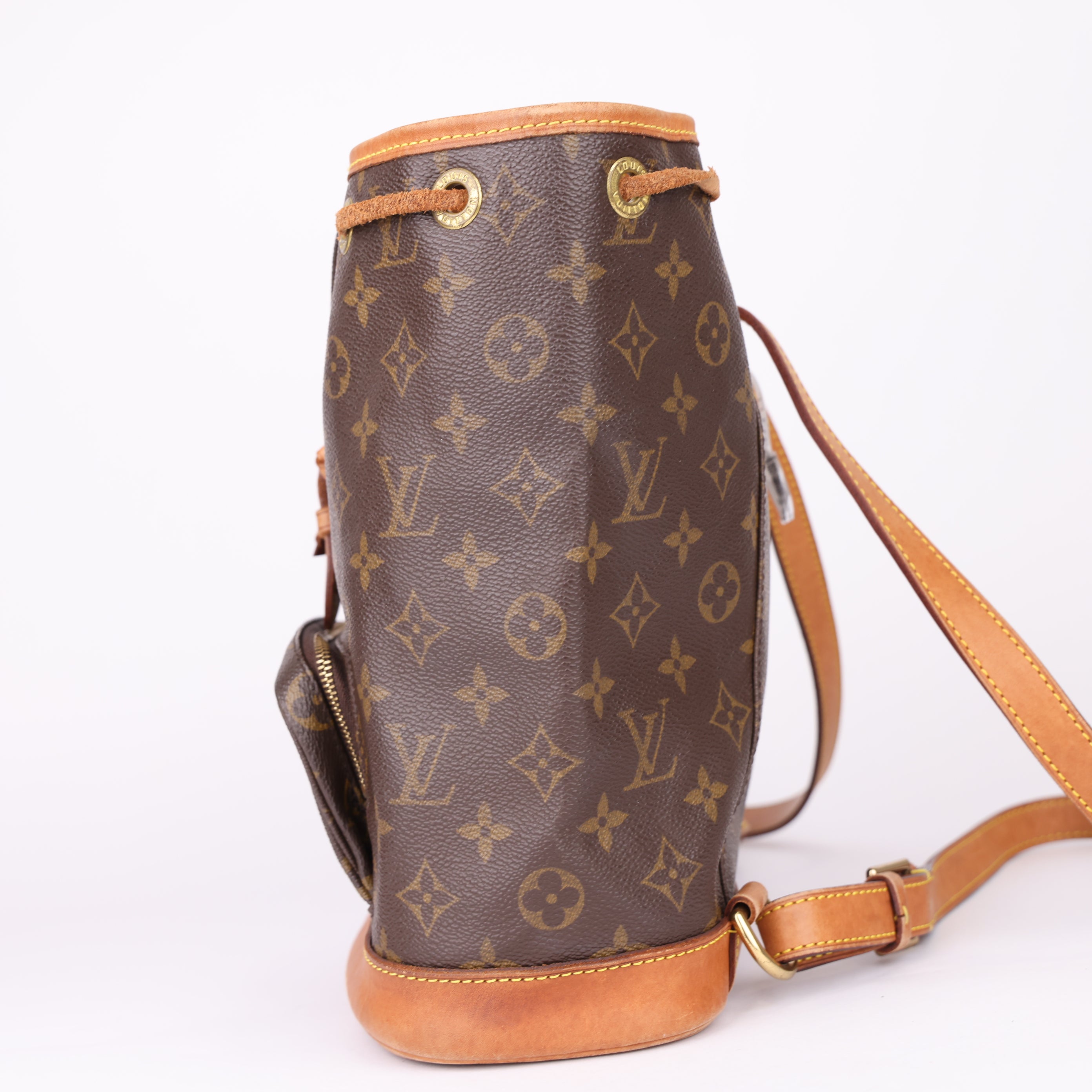J1821 Louis Vuitton Monogram Montsouris MM Backpack- Pre Owned