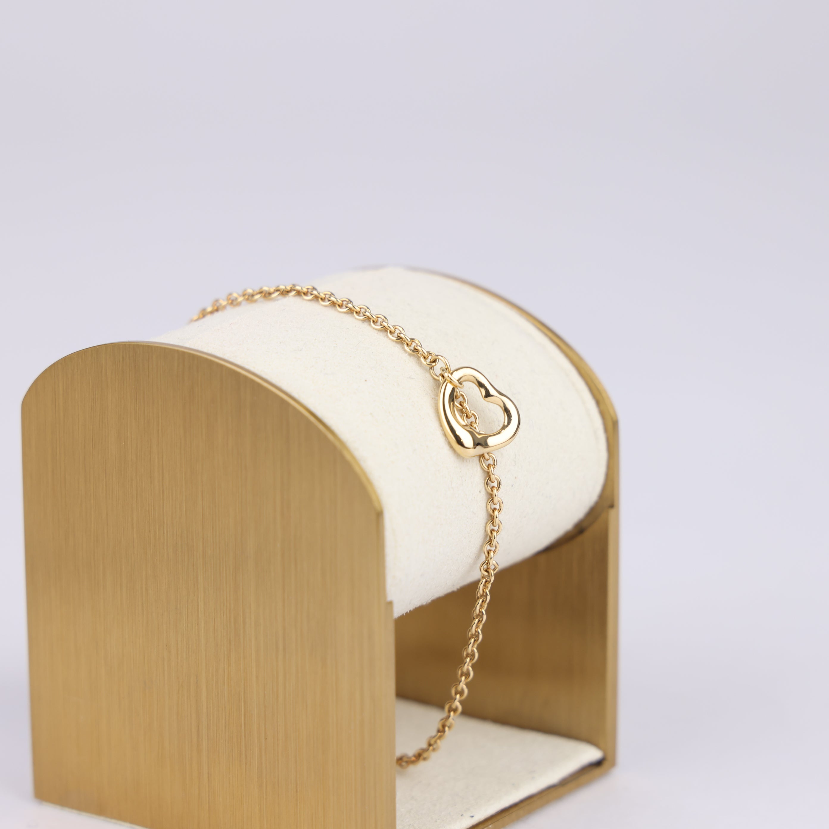 J1860 TIFFANY&Co. Elsa Peretti® Open Heart Bracelet in Yellow Gold- Pre Owned