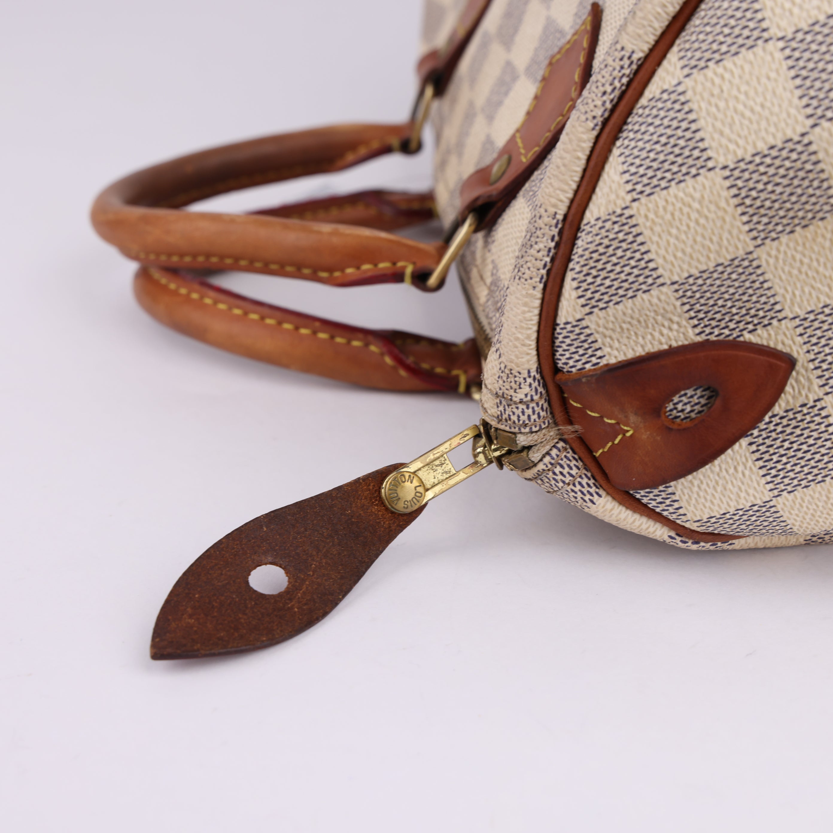 J1753 Louis Vuitton Speedy Handbag Damier 30 White- Pre Owned